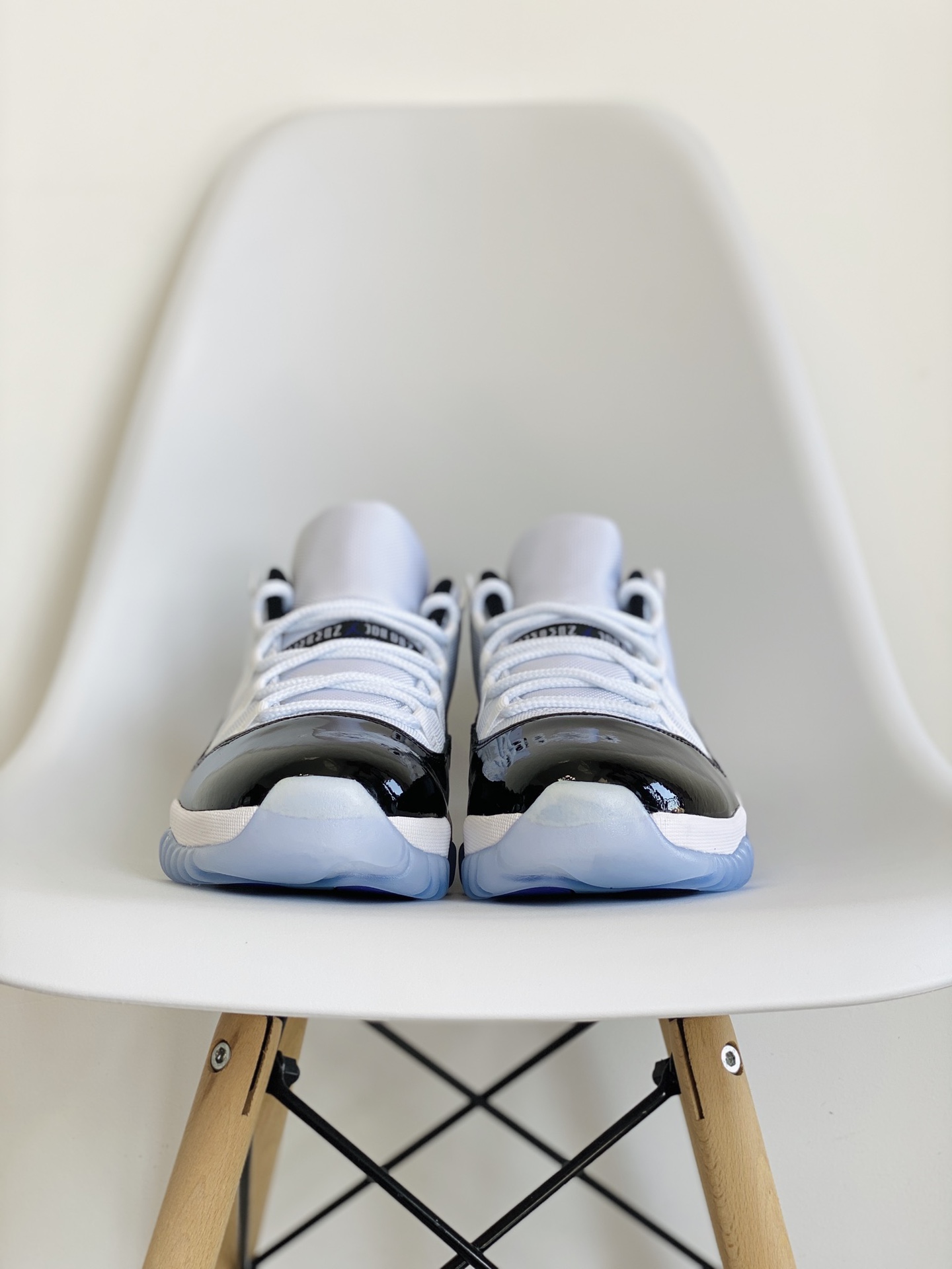 Air Jordan 11 AJ11 Retro Low Concord 黑白 康扣 低筒 碳板 全掌气垫 篮球鞋 球鞋 男鞋 休闲鞋 528895-153