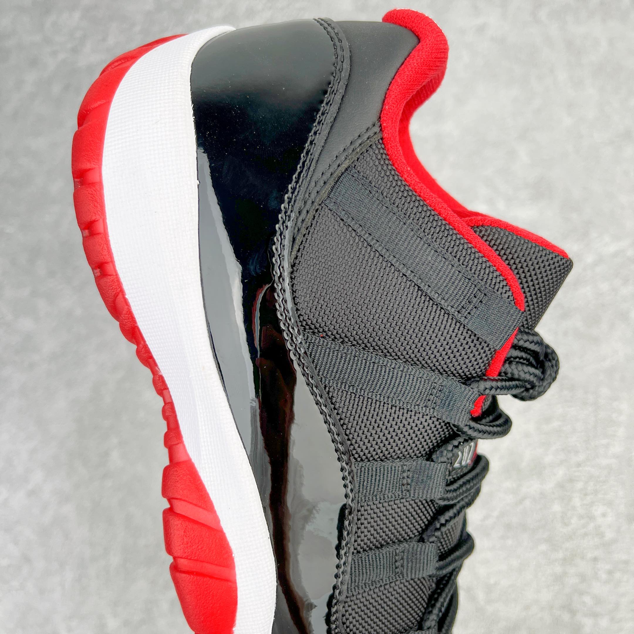 Air Jordan 11 Retro Low Bred AJ11 黑红 低筒 碳板 全掌气垫 篮球鞋 球鞋 男鞋 休闲鞋 528895-012