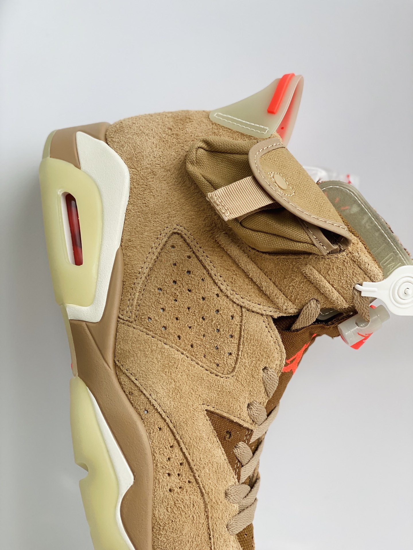 Travis Scott Air Jordan 6 AJ6 British Khaki 卡其棕 鬼脸 口袋 高筒 男鞋 休闲鞋 板鞋 篮球鞋 DH0690-200