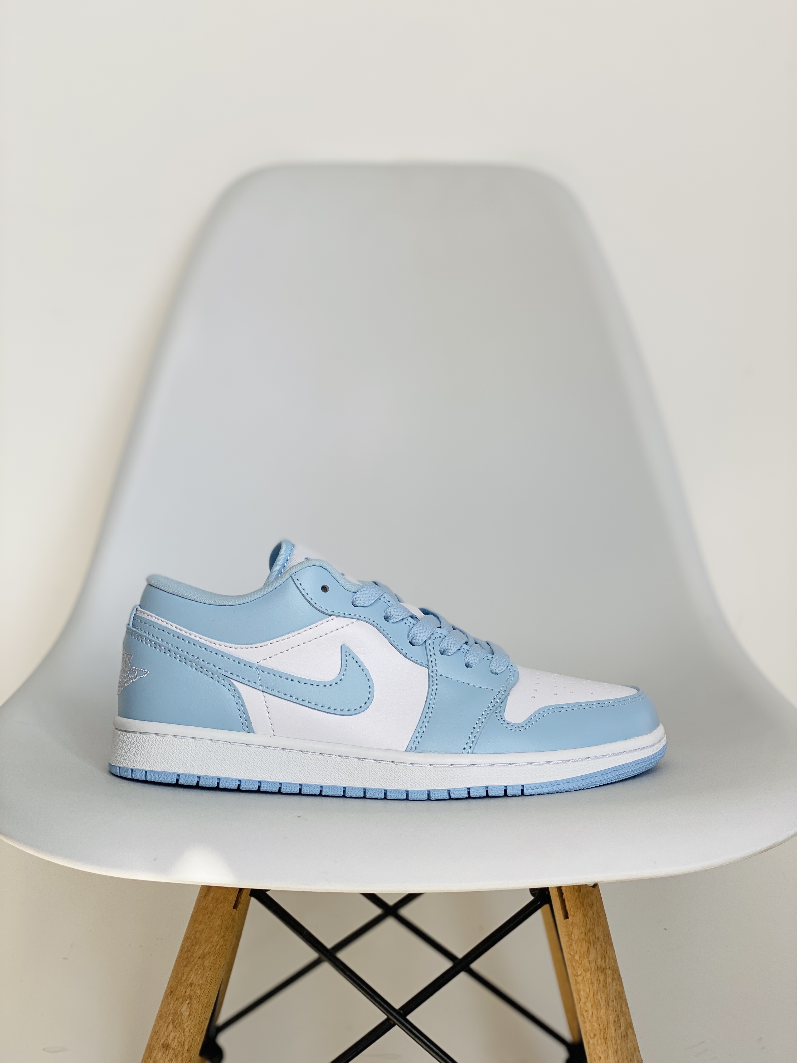 Air Jordan 1 Low AJ1 Aluminum   白蓝 低筒 休閒鞋 板鞋 男鞋 女鞋 DC0774-141