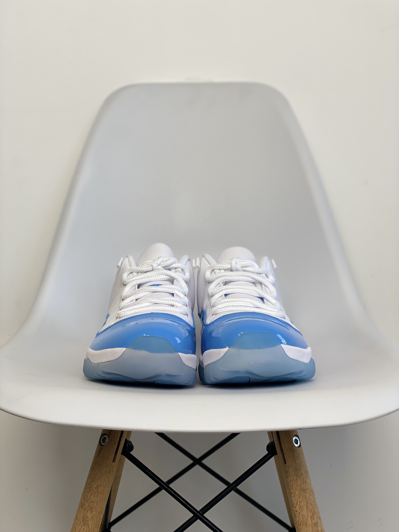 Air Jordan 11 Retro Low UNC AJ11 北卡蓝 低筒 碳板 全掌气垫 篮球鞋 球鞋 男鞋 休闲鞋 528895-106