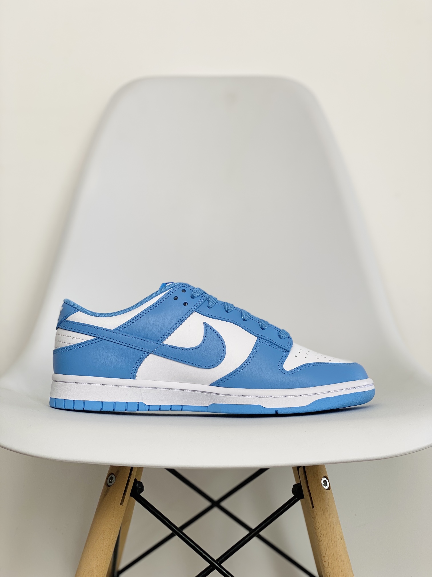 dunk Low University Blue 大学蓝 白色刺绣 低筒 复古板鞋 休闲鞋 男鞋 女鞋  DD1391-102