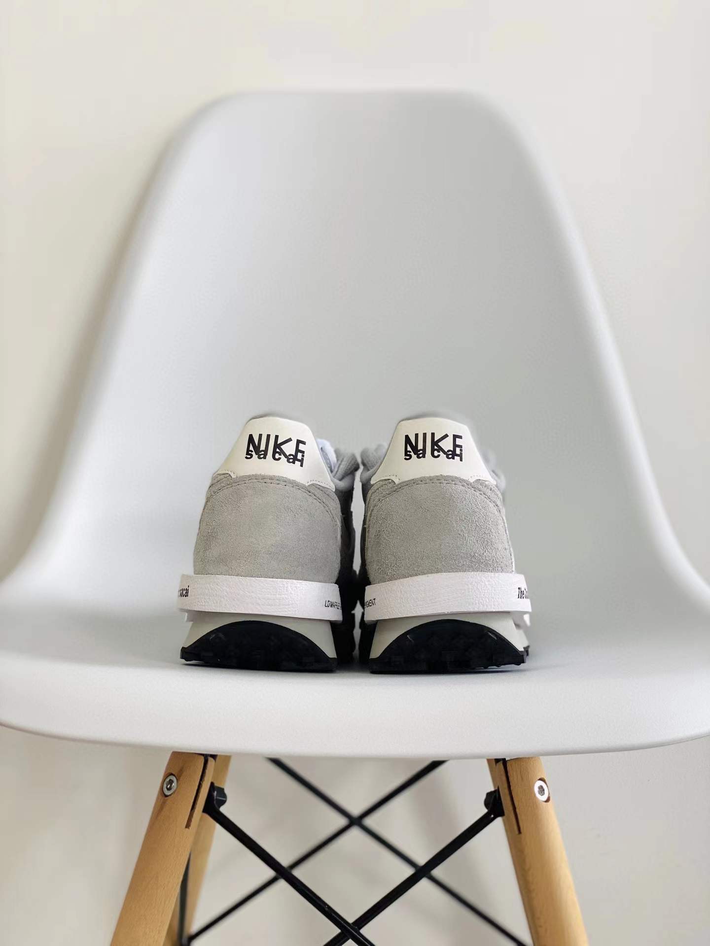 Fragment design x Sacai x NK LDV Waffle Daybreak 藤原浩闪电三方联名 灰色复古 休闲鞋 透气网面 运动鞋 男鞋厚底 女鞋增高 DH2684-001