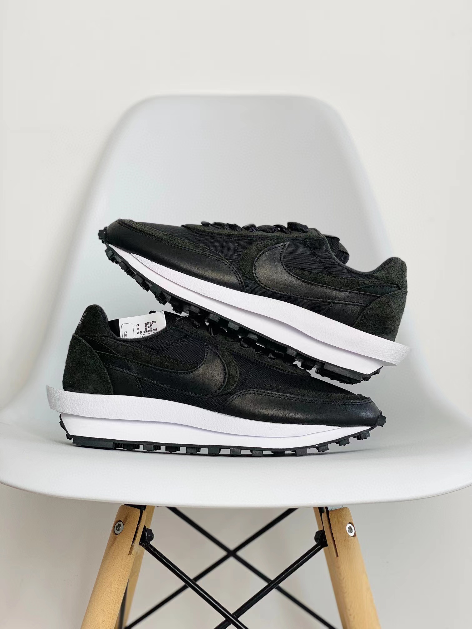 sacai LVD Waffle 黑色 丝绸 低筒 双勾 华夫 复古时鞋 休闲鞋 透气网面 运动鞋 男鞋厚底 女鞋增高 BV0073-002