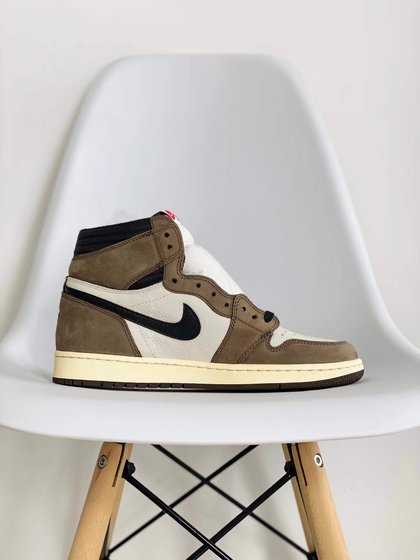 Travis Scott Air Jordan 1 AJ1 Retro OG  TS SP 倒钩 鬼脸 篮球鞋 高筒 休闲鞋 女鞋 男鞋 板鞋  CD4487-100