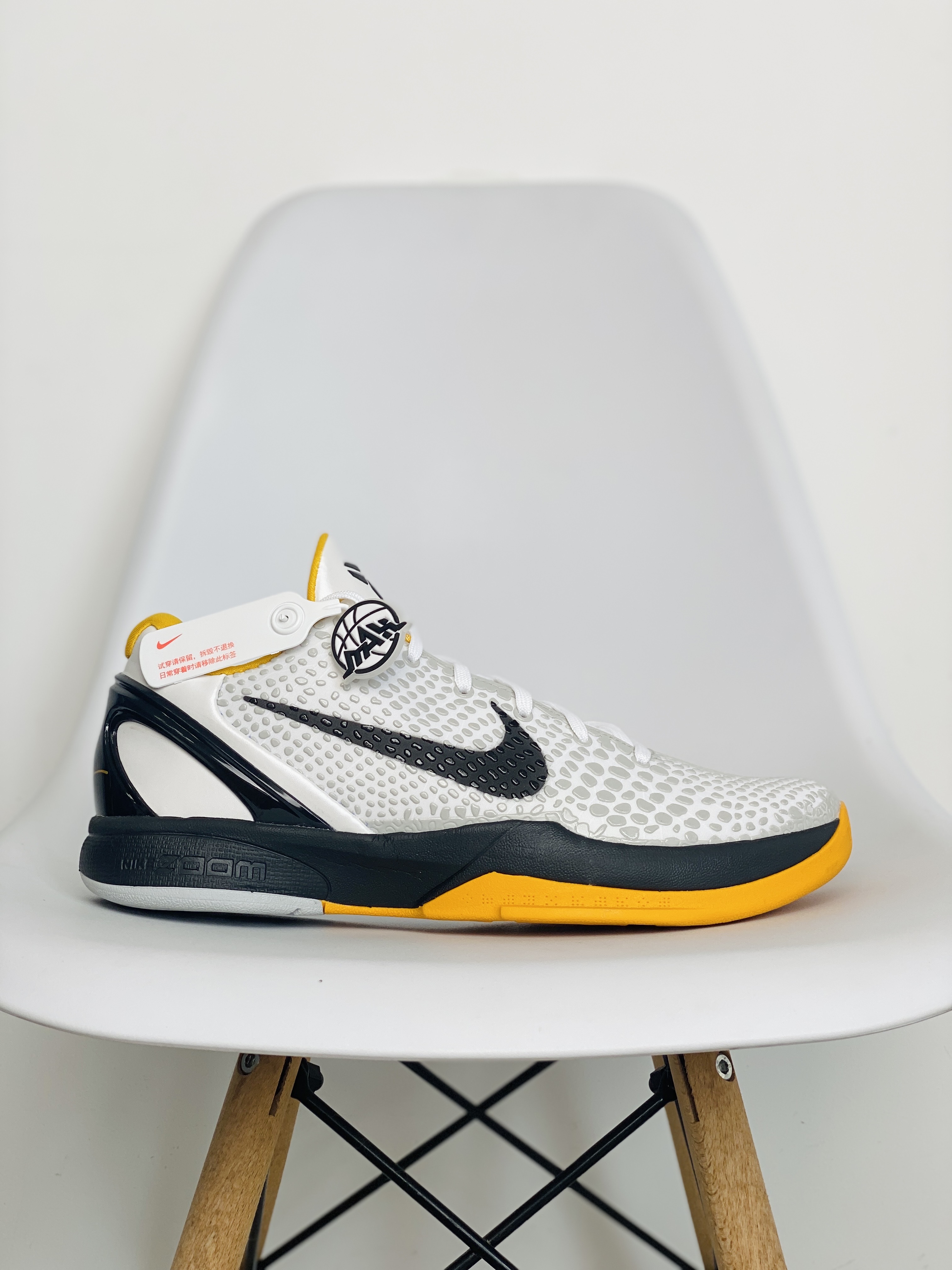 滅世純原 KOBE6 White Del Sol  季後賽 2021復刻 科比 6 低筒 球鞋 籃球鞋 實戰鞋 前後氣墊 真碳板 男鞋 CW2190-100