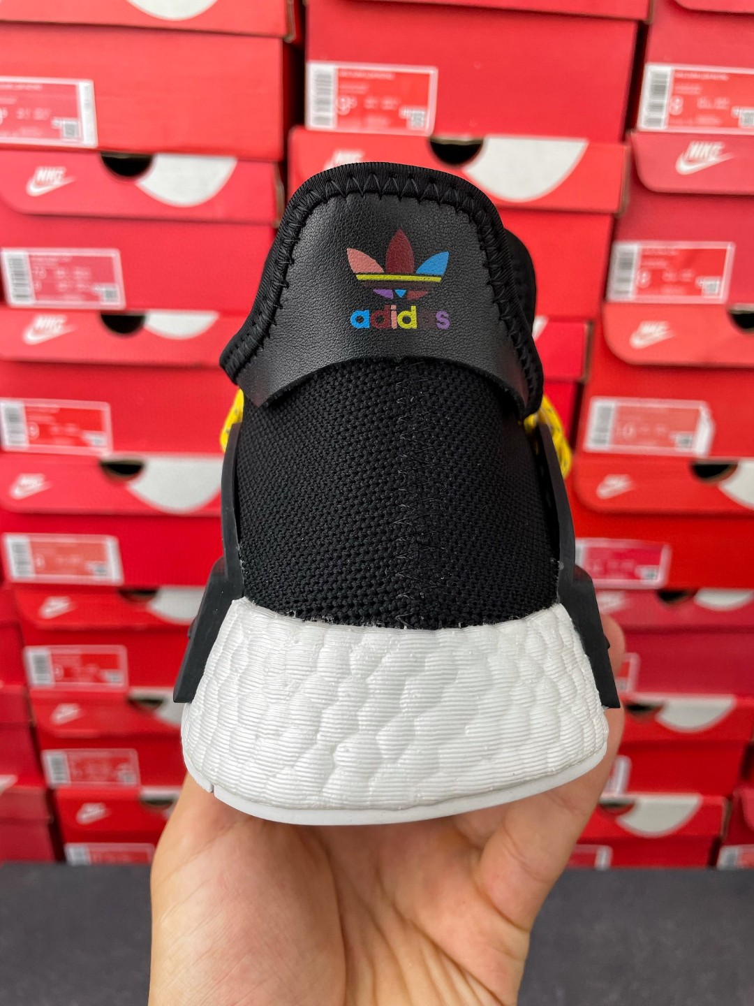 Pharrell Williams x adidas originals NMD HU Human Species Black 黑 菲董联名 低筒 运动鞋 休闲鞋 男鞋女鞋 BB3068