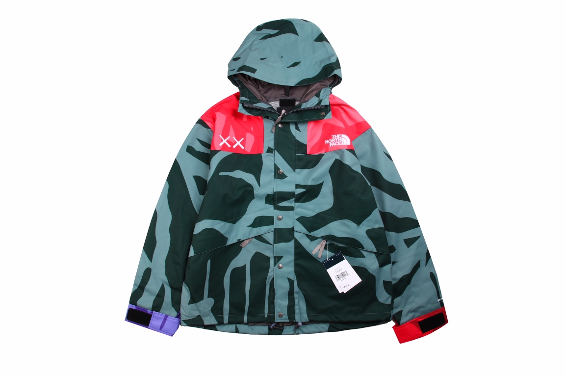 The North Face KAWS 1986 mOUTAIN Jacket 聯名款 綠色 戶外拼色连帽冲锋衣 夾克 防水 防風 透氣 外套 男款 女款 NF0A7WLW-75Y