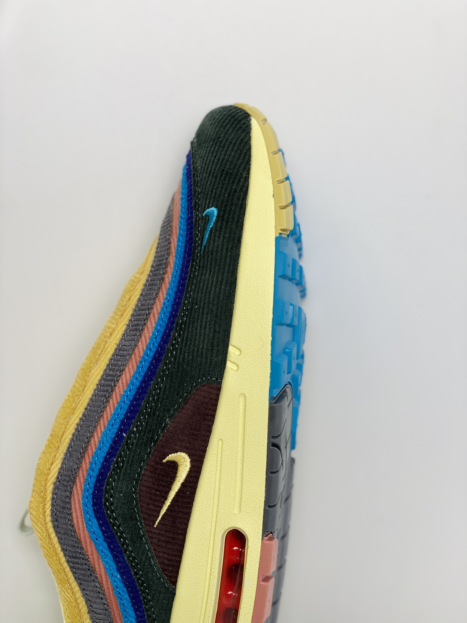 Swan Wotherspoon Air Max 97 灯芯绒 低筒 休闲鞋 板鞋 男鞋 女鞋 AJ4219-400