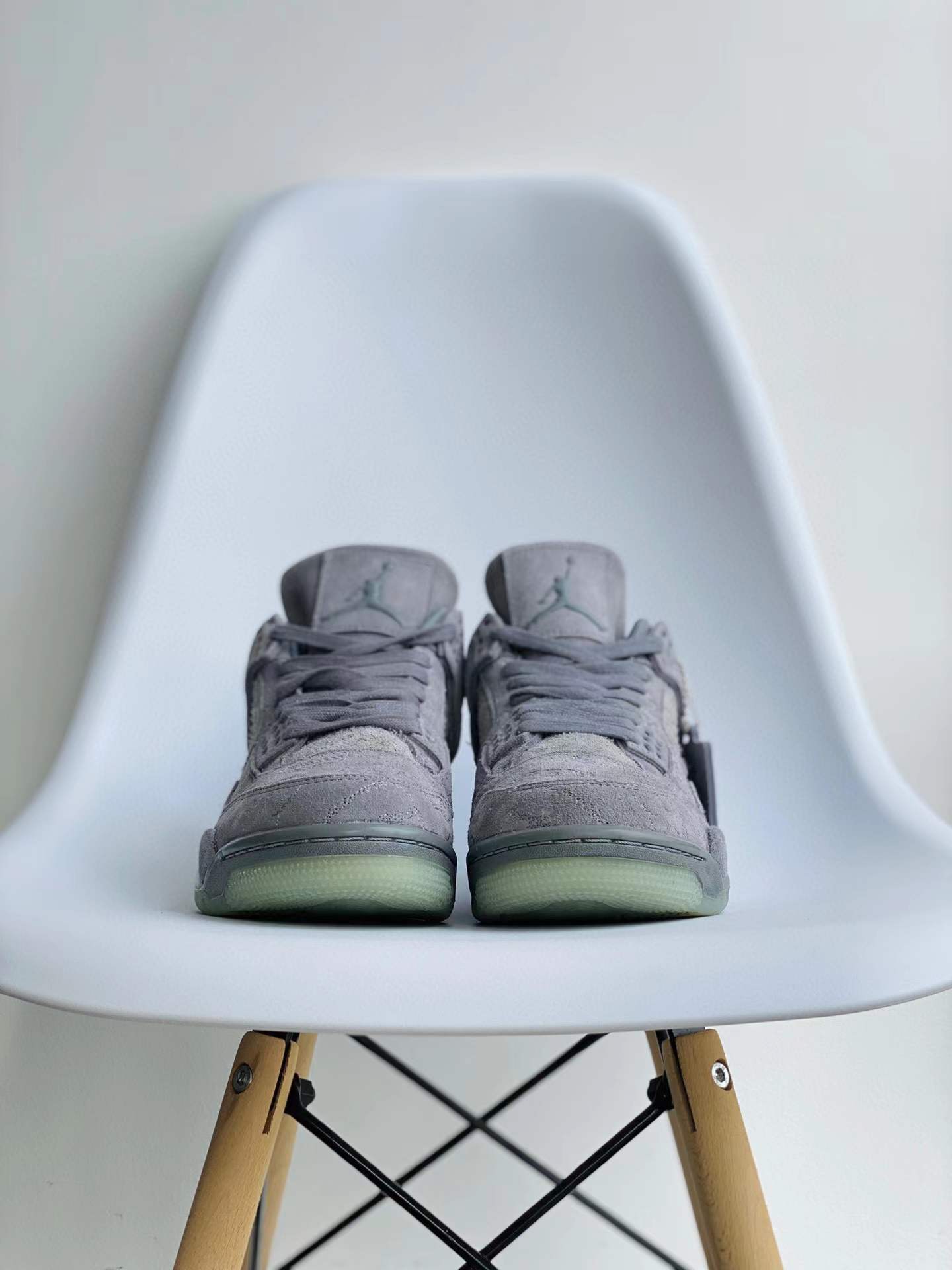 Air Jordan 4 AJ4 Retro Kaws 灰色 夜光 低筒 男鞋 女鞋 籃球鞋 板鞋 930155-003