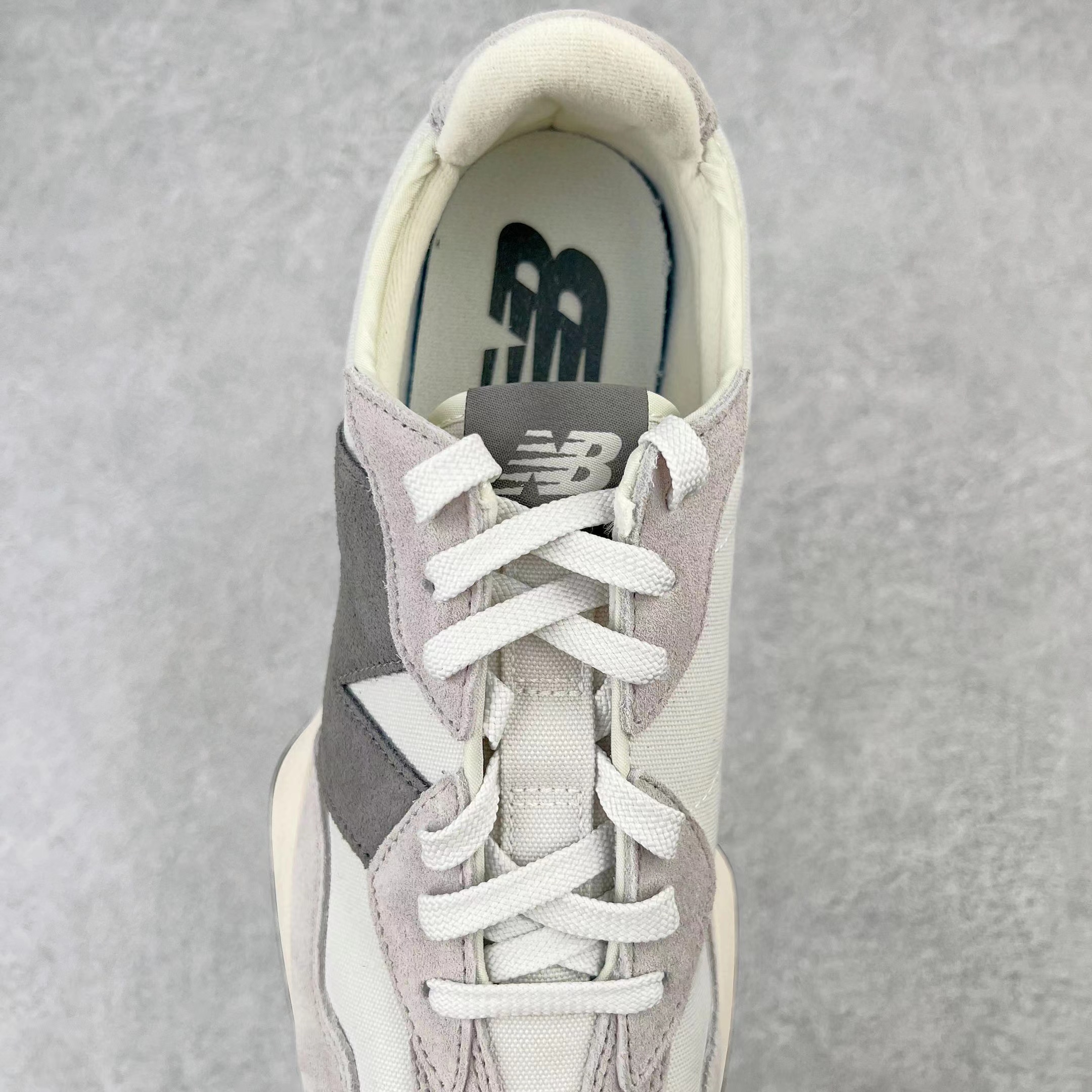 New Balance 327 灰色拼色  低筒 复古慢跑鞋 休闲鞋 板鞋 运动鞋 男鞋 女鞋 MS327WE