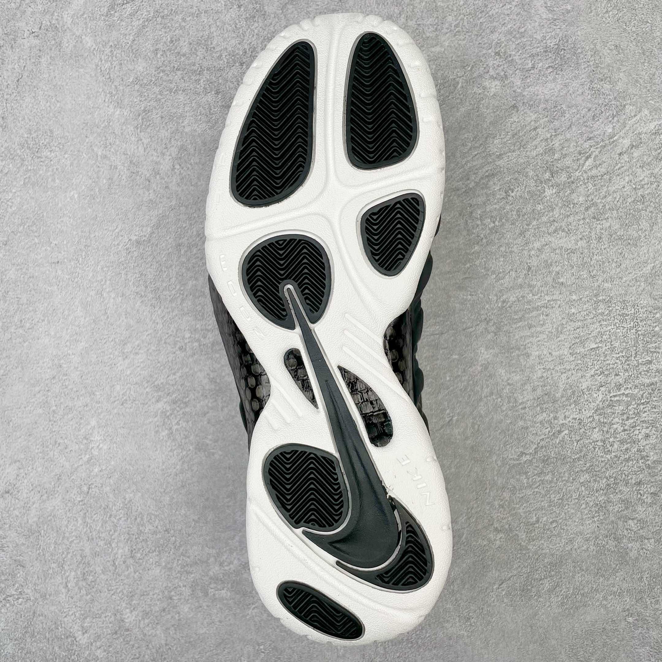 NIKE Air Foamposite One Pro Dr Doom 末日博士 喷泡 篮球鞋 男鞋 碳板 624041-006