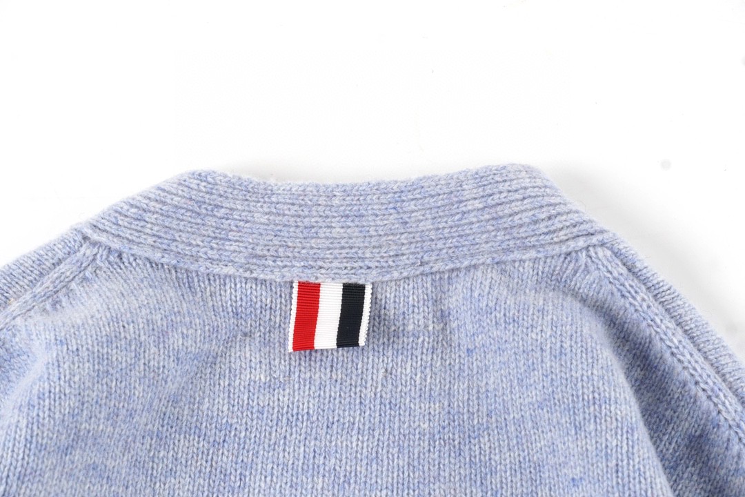 Thom Browne 21FW 四条纹单排扣羊毛衫 浅紫色 针织衫 开衫 毛衣 外套 长袖 男女同款 