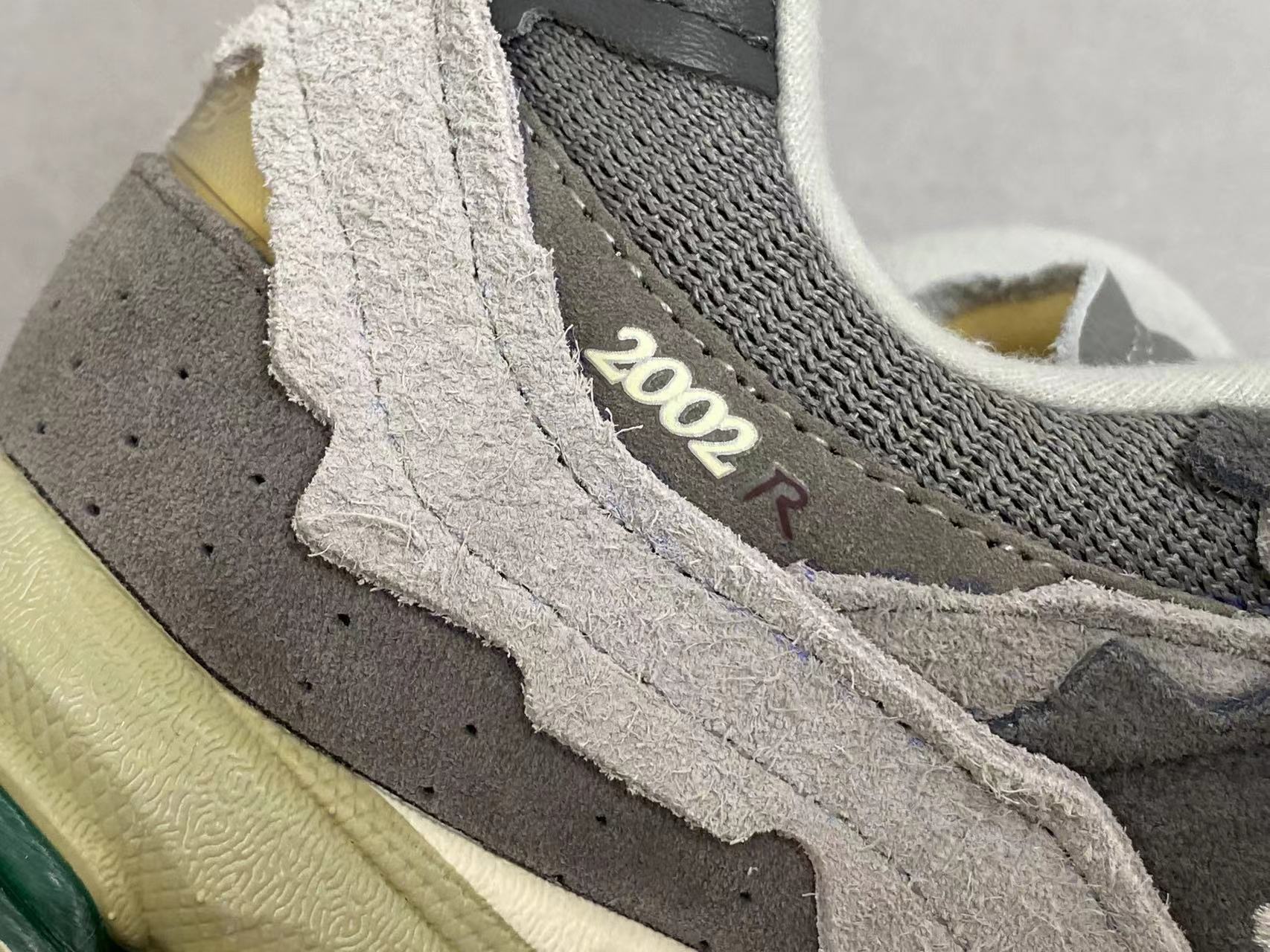 新版 New Balance 2002R Protection Pack 云雨灰 低筒 跑步鞋 运动鞋 休闲鞋 男鞋 女鞋 M2002RDA