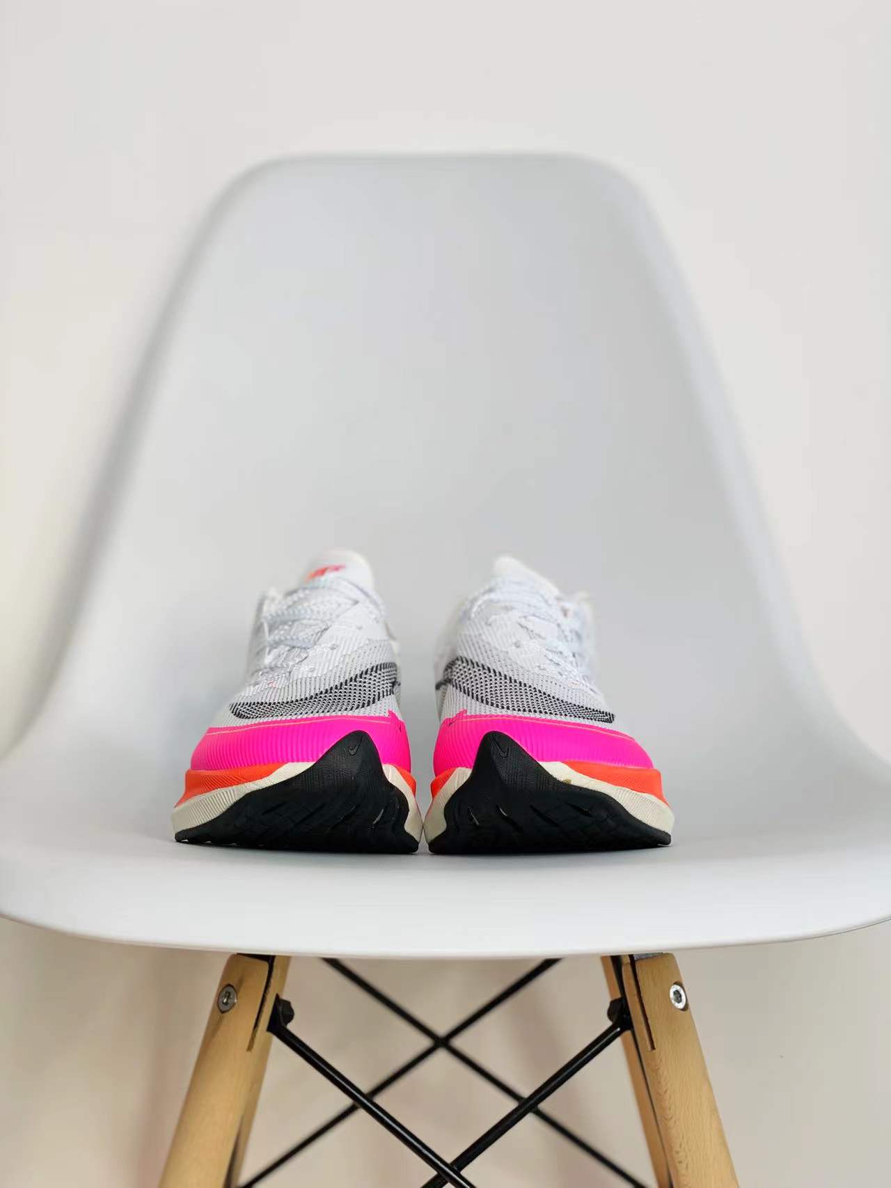 zoomX Vaporfly Next% 2 白粉 低筒 减震防滑 运动鞋 跑步鞋 男鞋 女鞋 DJ5457-100