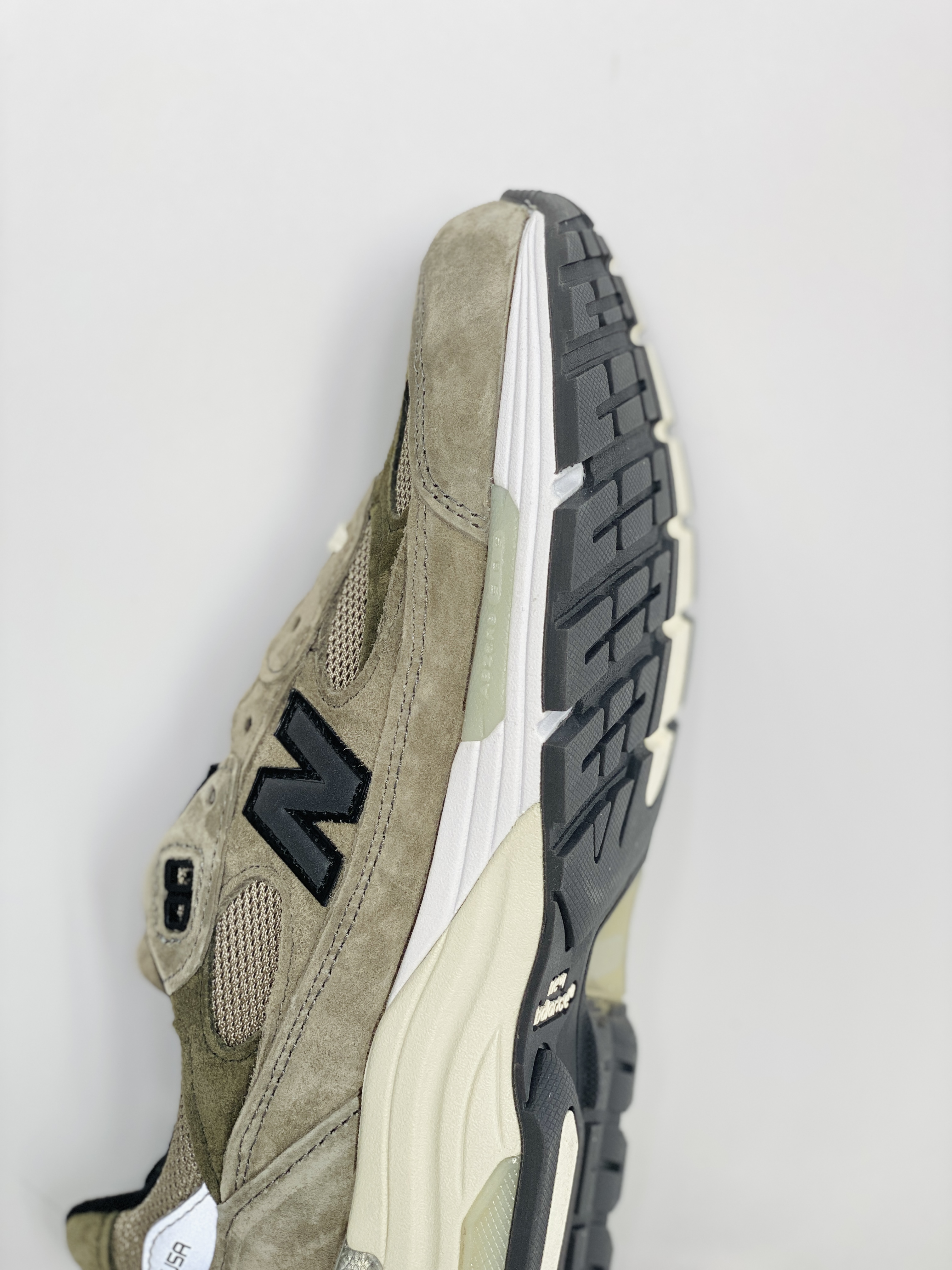 JJJJound New Balance 992 灰色 低筒 复古跑鞋 休闲鞋 运动鞋 男鞋 女鞋 M992J2