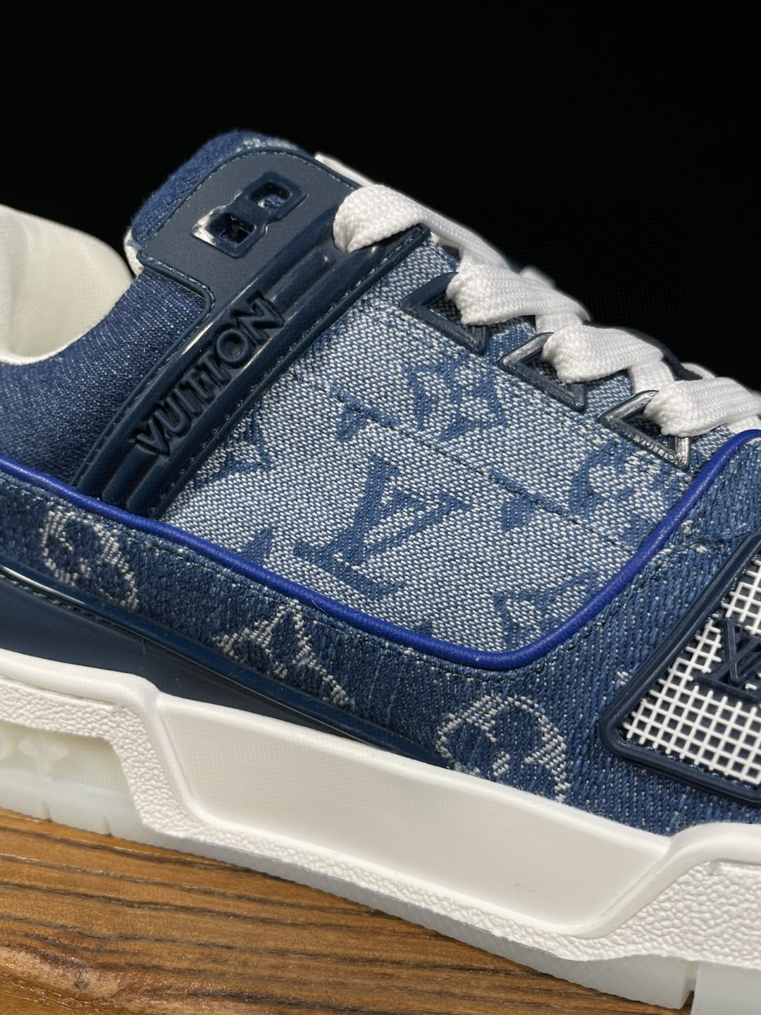 Louis Vuitton 路易威登 Trainer 蓝色 低筒 休闲鞋 板鞋 运动鞋 男鞋 女鞋 1A7S54