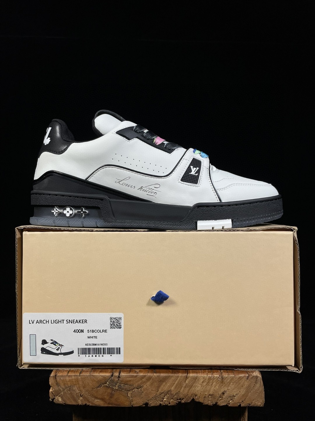 Louis Vuitton 路易威登 Trainer 牛皮 白黑 低筒 休闲鞋 板鞋 男鞋 女鞋 1A9ADA