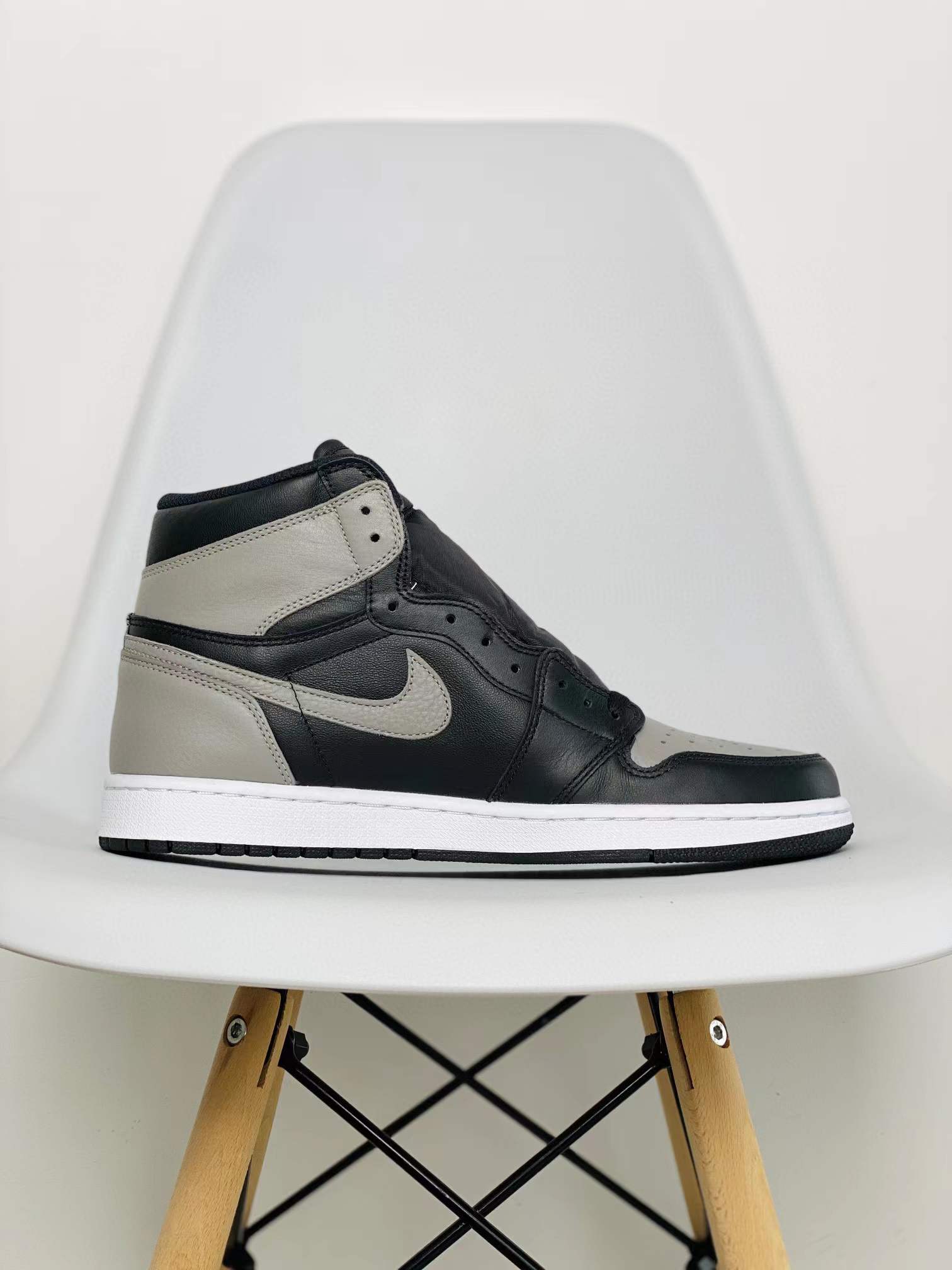 Air Jordan 1 AJ1 Retro Shadow 2018 影子灰 篮球鞋 高筒 休闲鞋 男鞋 板鞋  555088-013