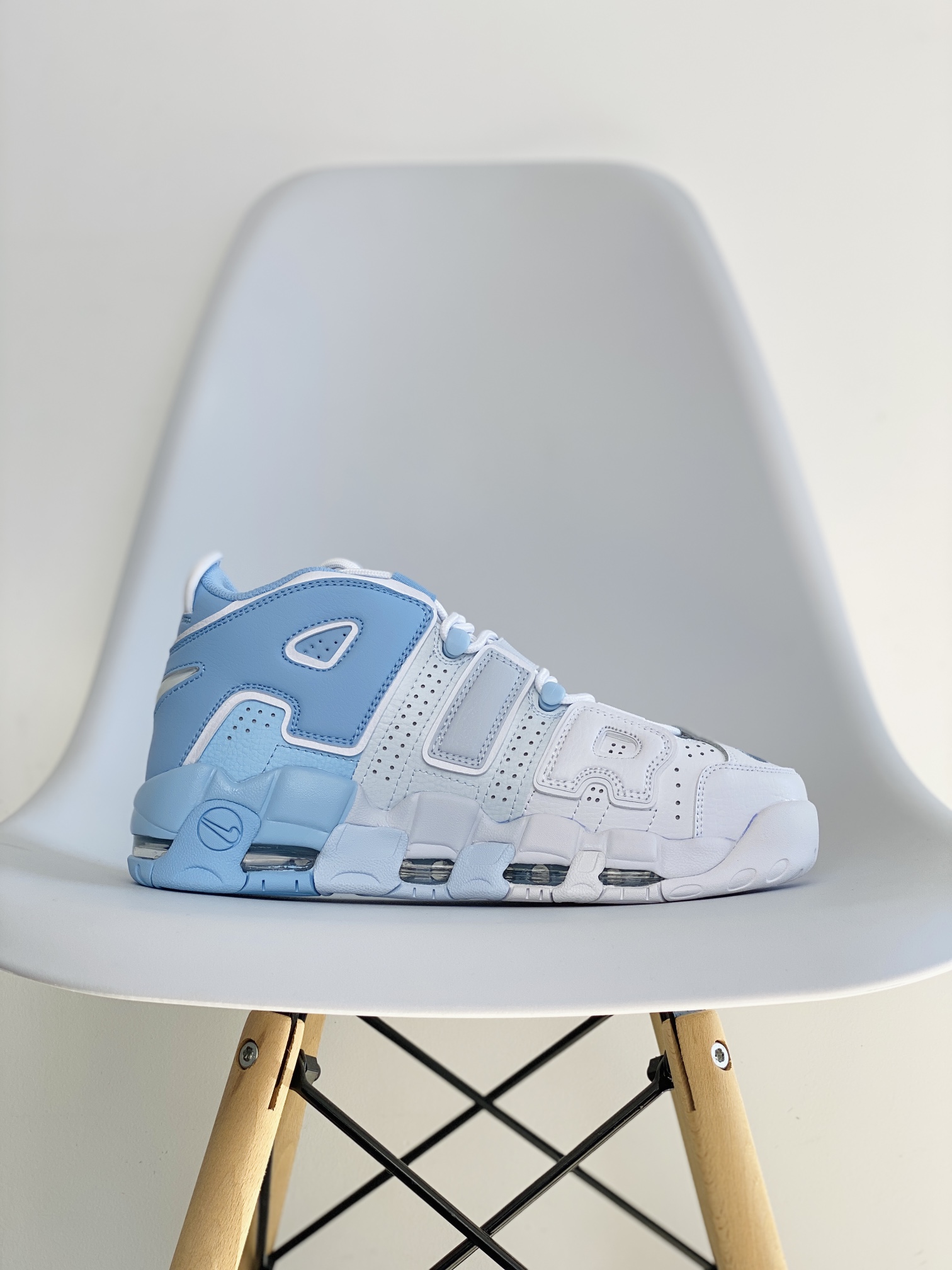 Air More Uptempo 白蓝拼色 男鞋 女鞋 休闲鞋 板鞋 篮球鞋 DJ5159-400