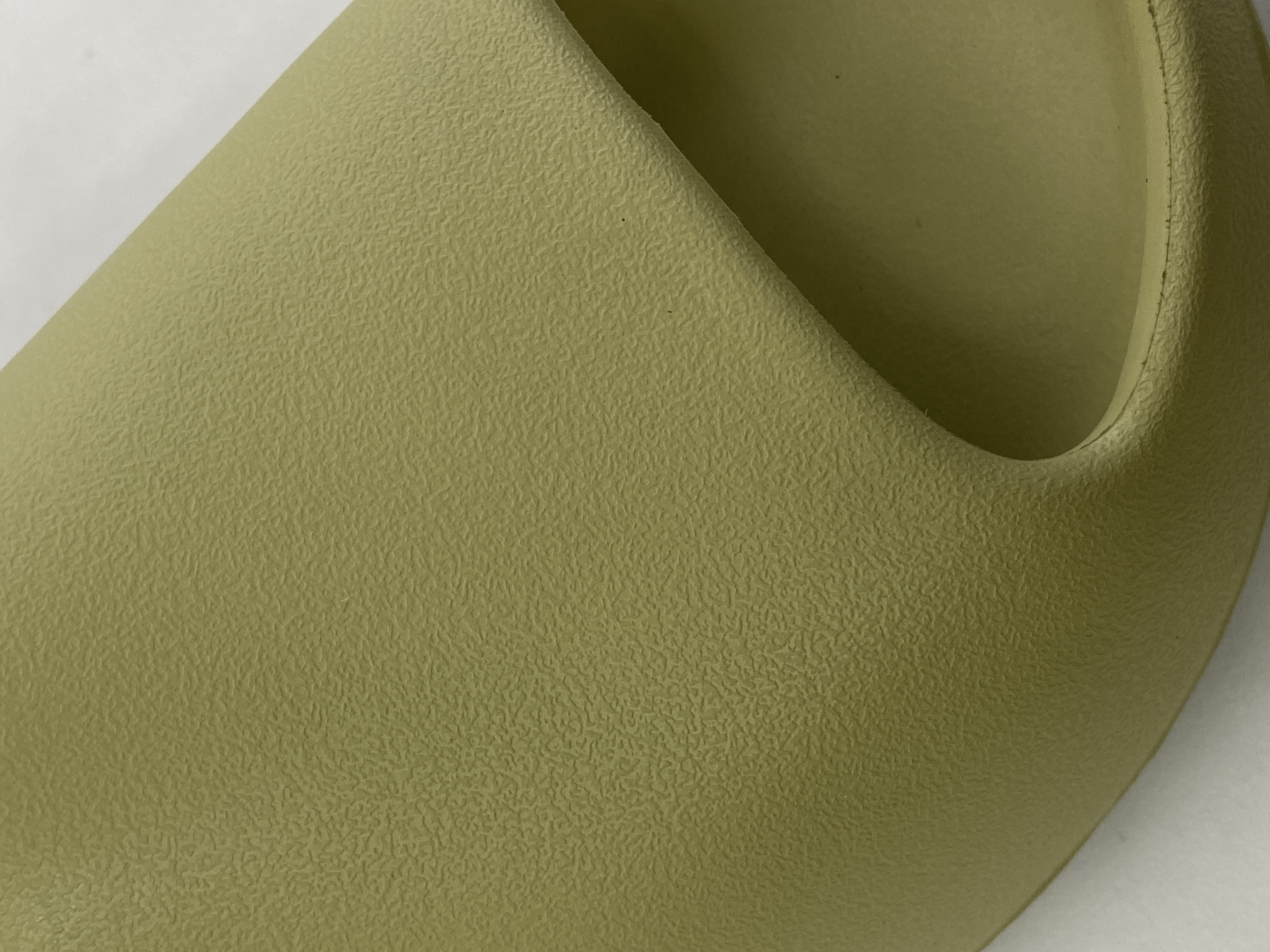 originals Yeezy Slide Resin 雾面豆绿 室外 室内拖鞋 沙滩鞋 男鞋 女鞋  FZ5904