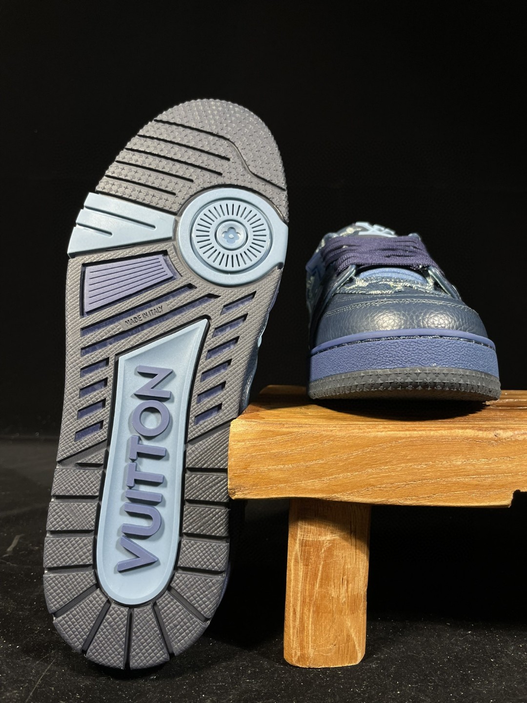 Nigo Louis Vuitton 路易威登  Nigo2 联名款 Trainer 蓝色 低筒 休闲鞋 板鞋 运动鞋 男鞋 女鞋 1A9IQ1