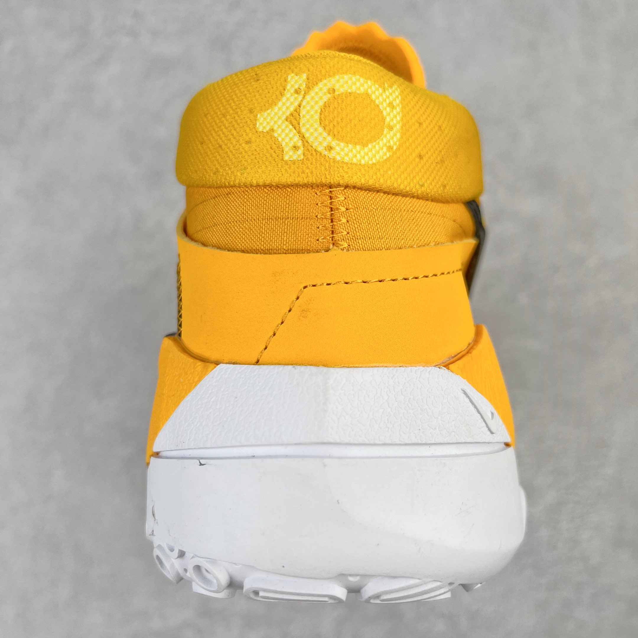 Zoom KD 13 TB University Gold  杜兰特 13 黃黑  高筒 减震防滑 实战鞋 篮球鞋 运动鞋 男鞋 CW4115-702