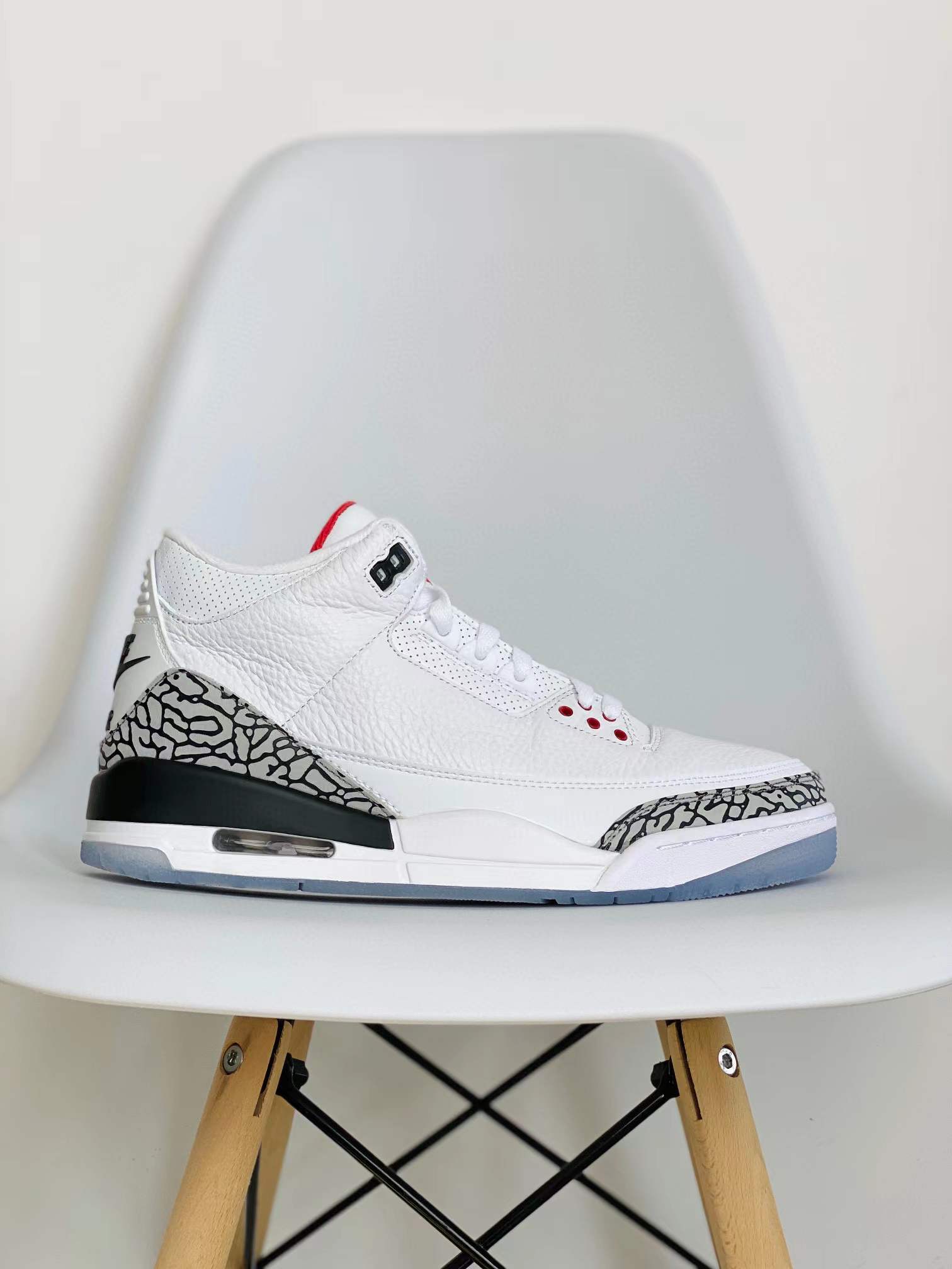 Air Jordan 3 Retro Free Throw Line White Cement 2018 白水泥 罰球線 AJ 3低筒 休闲鞋 篮球鞋 板鞋 男鞋 923096-101