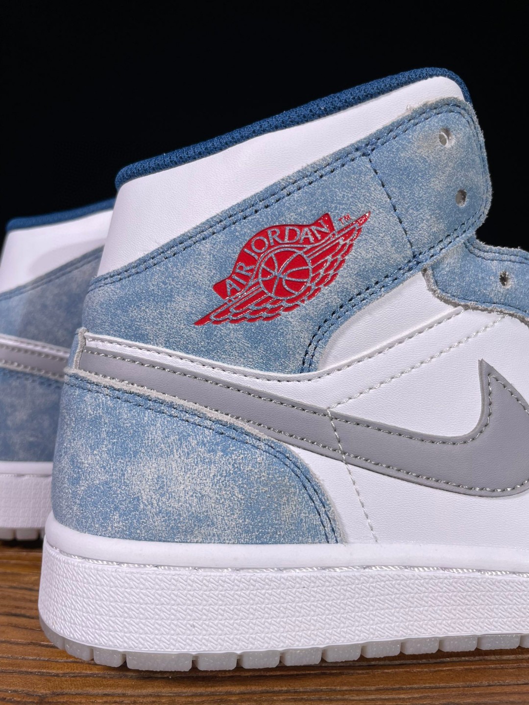 Air Jordan 1 Mid AJ1 SE 白蓝 水洗 篮球鞋 运动鞋 休闲鞋 男鞋  DN3706-401