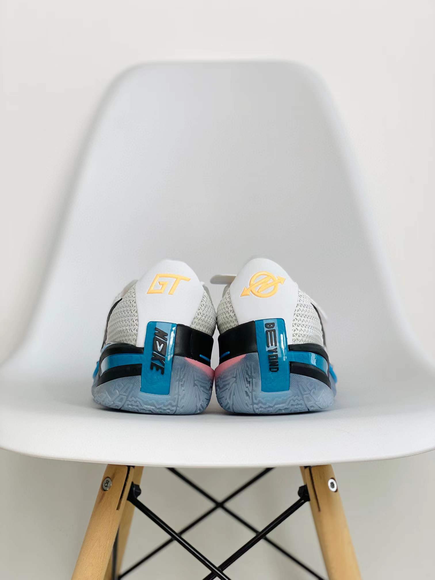 灭世纯原 ZOOM GT Cut 五彩 低筒 篮球鞋 球鞋 实战鞋 全掌气垫 TPU抗扭 男鞋 CZ0176-101