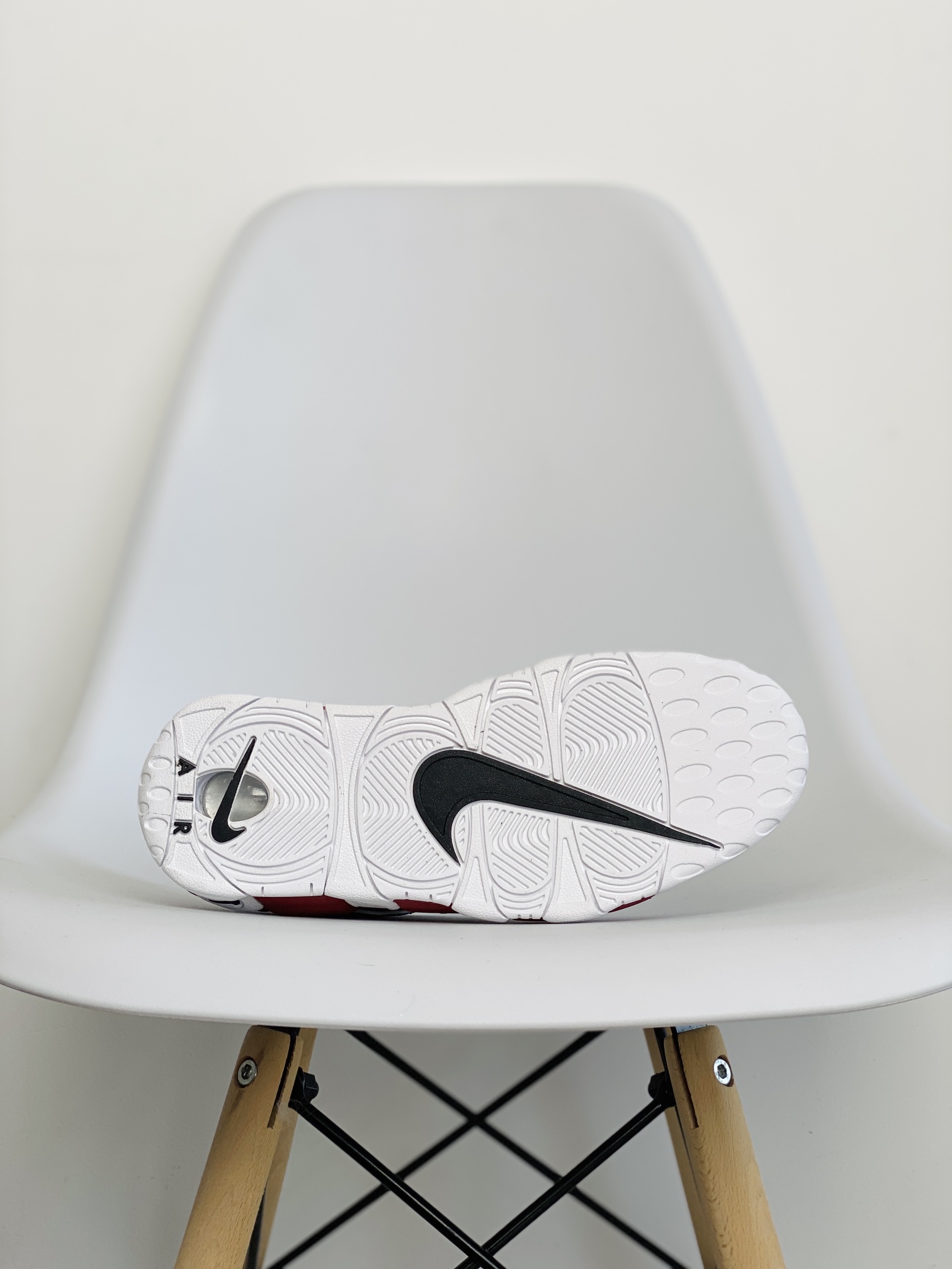 Air More Uptempo  黑紅  男鞋 女鞋 休闲鞋 板鞋 篮球鞋 921948-600