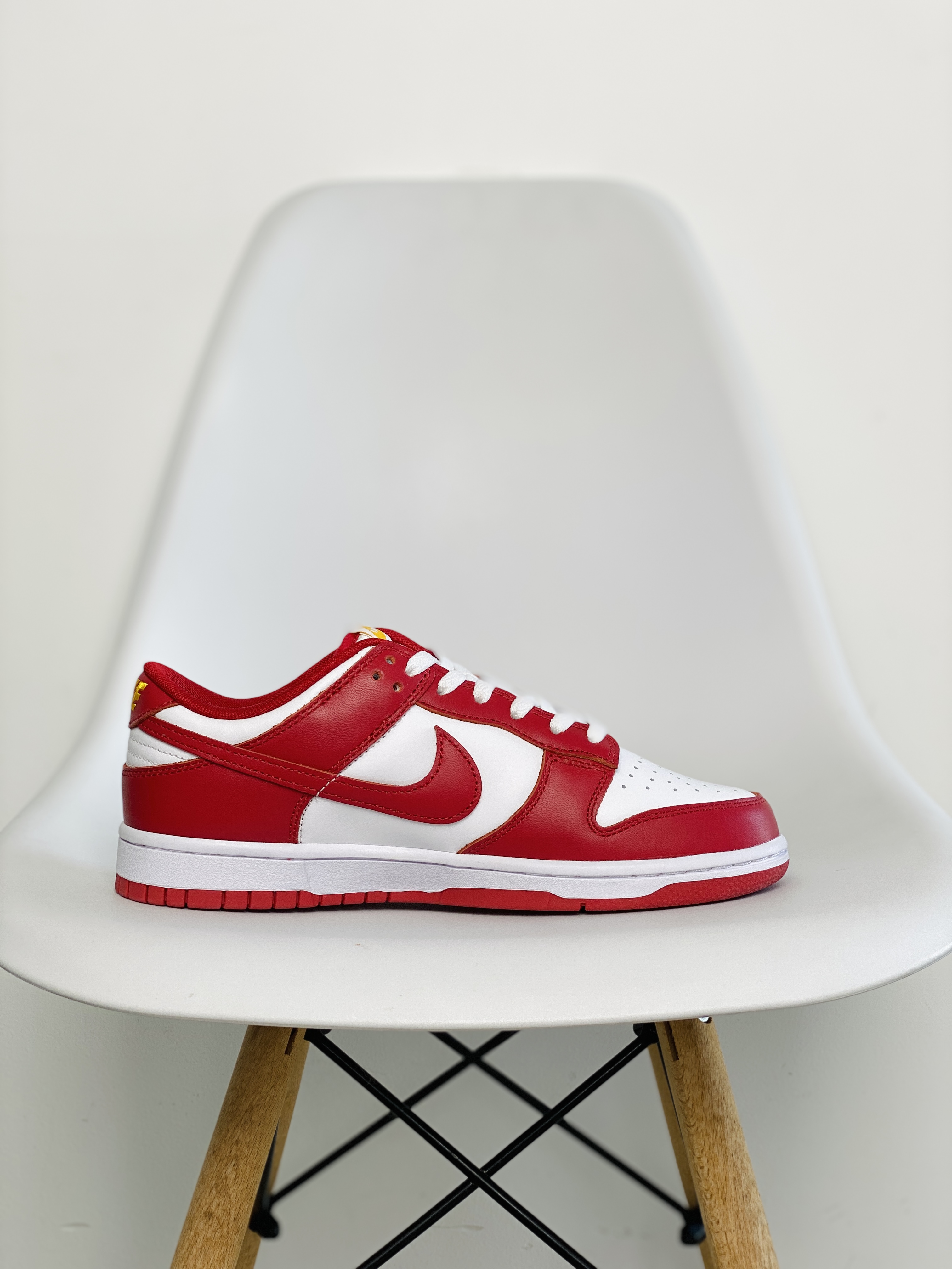 dunk Low Gym Red 白红 黄色刺绣 低筒 复古板鞋 休闲鞋 男鞋 女鞋  DD1391-602