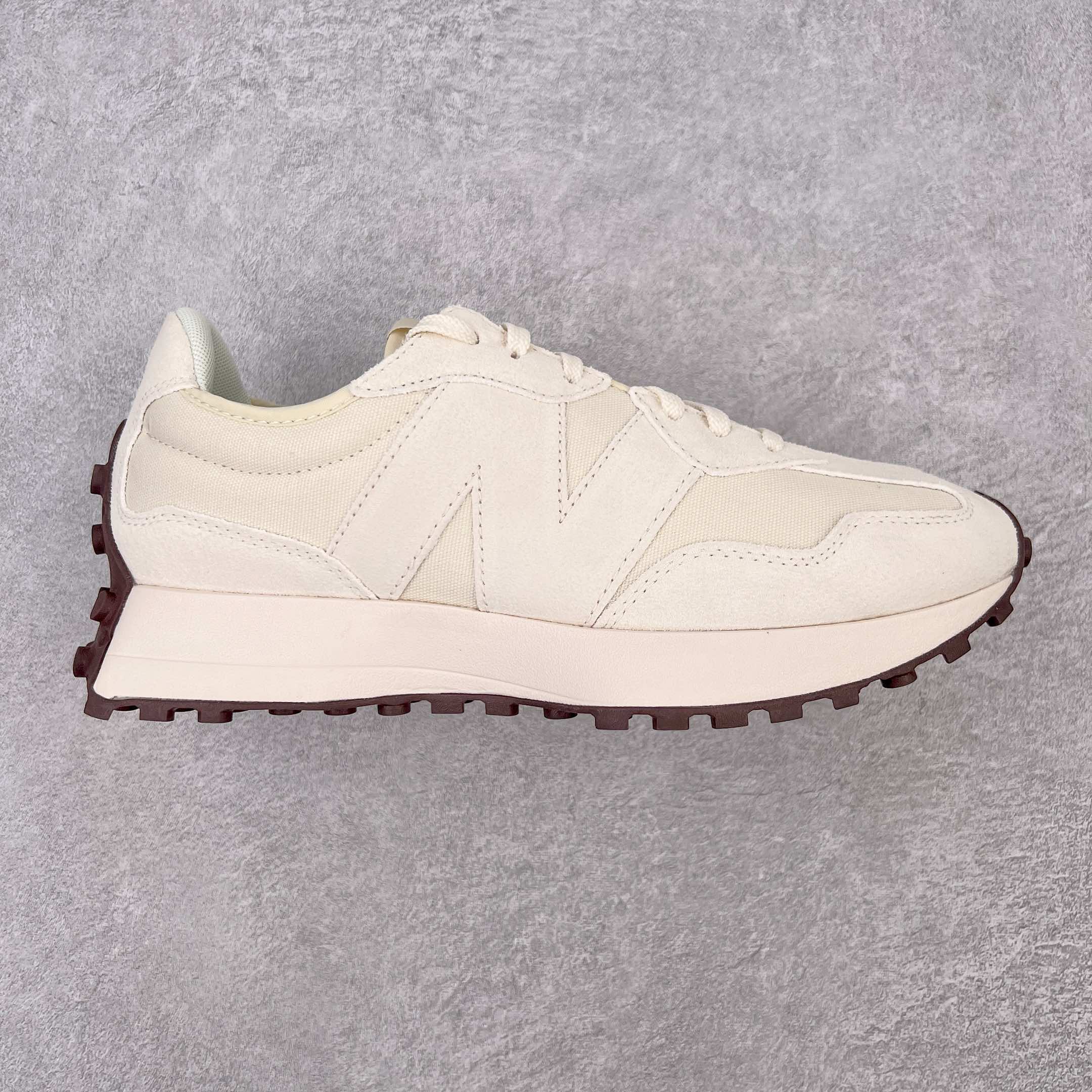 New Balance 327 海鹽白 女款 低筒 复古慢跑鞋 休闲鞋 板鞋 运动鞋 男鞋 女鞋 WS327FB