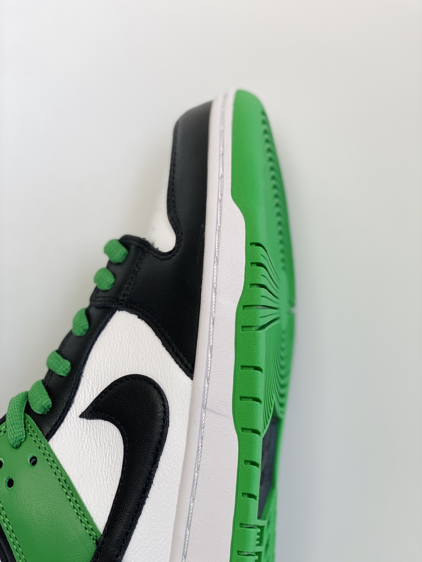 dunk Low Classic Green 黑绿脚趾 低筒 复古板鞋 休闲鞋 男鞋 女鞋  BQ6817-302