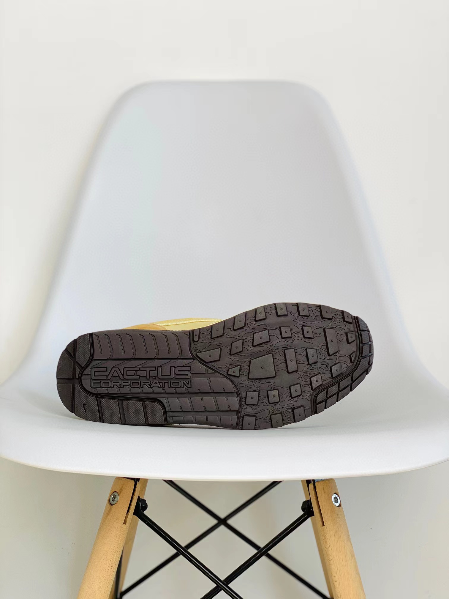 Travis Scott Air Max 1 Baroque Brown TS 棕色  倒钩 低筒 男鞋 女鞋 休闲鞋 板鞋 气垫鞋 DO9392-200