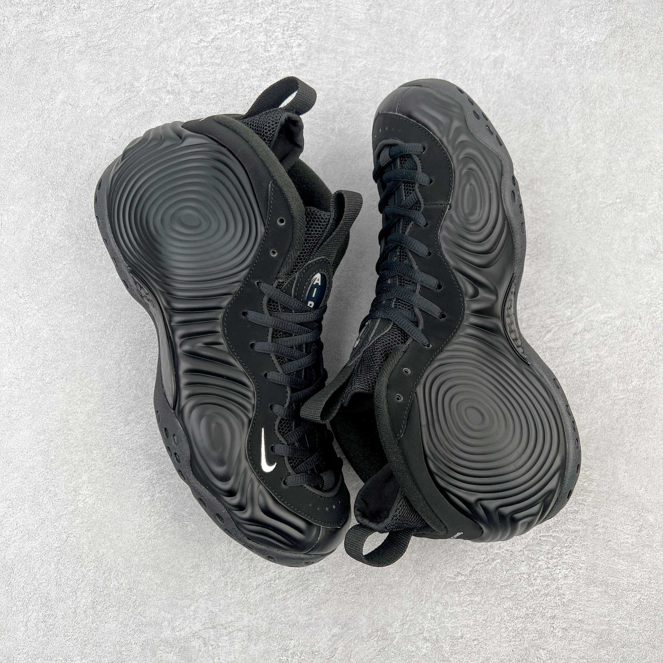 Comme des Garcons NIKE Air Foamposite One SP 黑色 蚊香喷 喷泡 篮球鞋 男鞋 碳板 DJ7952-001