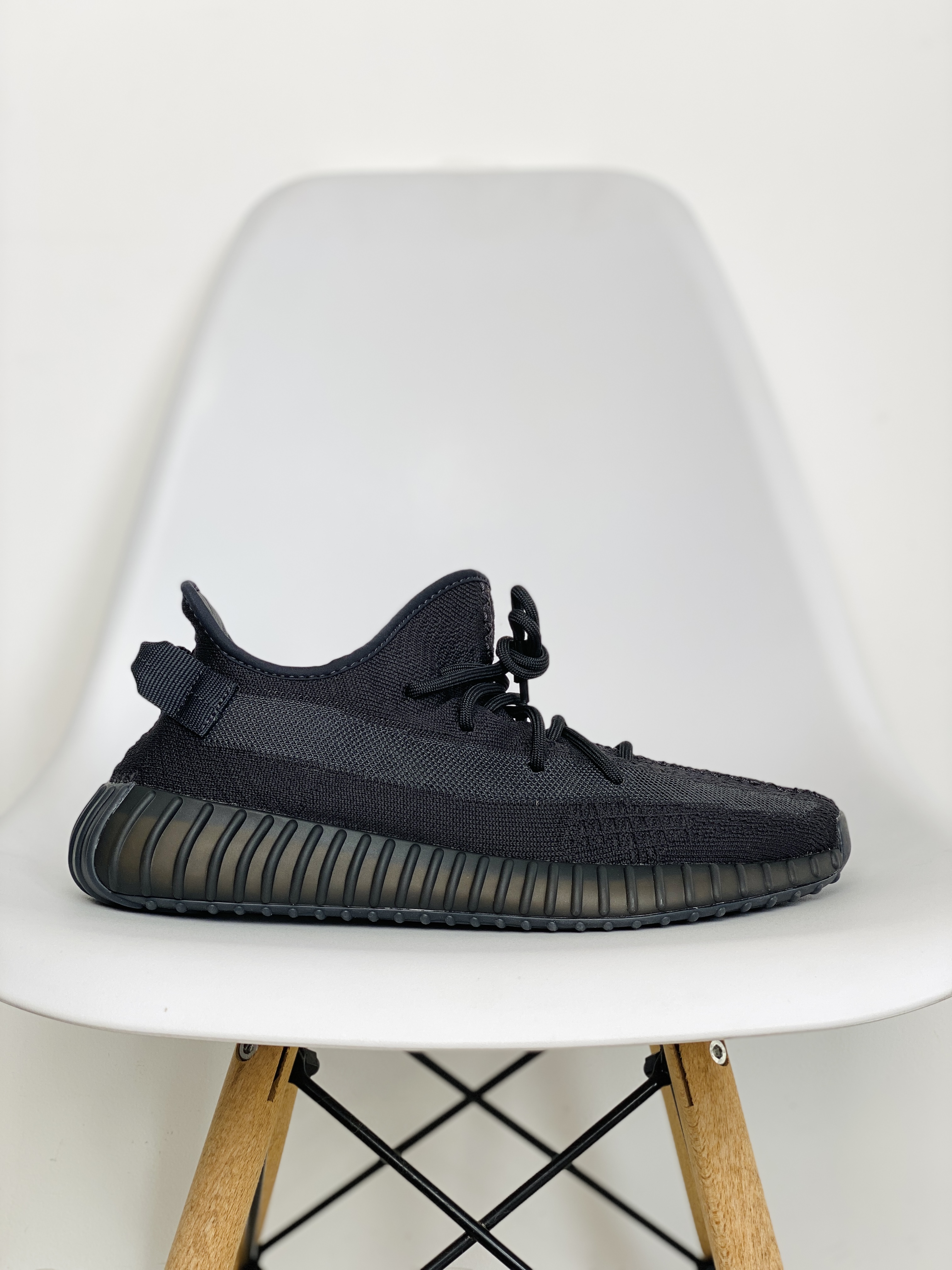 adidas originals Yeezy Boost 350 V2 Onyx 黑色 瑪瑙 低筒 休闲鞋 运动鞋 男鞋 女鞋 HQ4540
