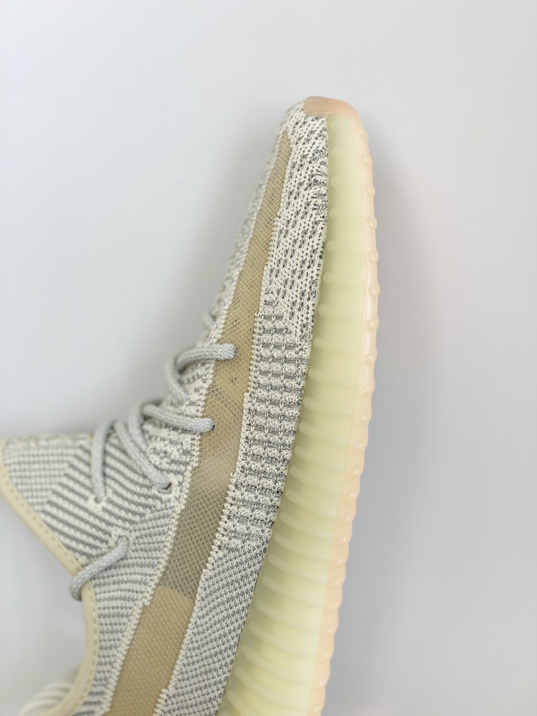 adidas originals Yeezy Boost 350 V2 Lundmark 芝麻白 低筒 休闲鞋 运动鞋 男鞋 女鞋  FU9161