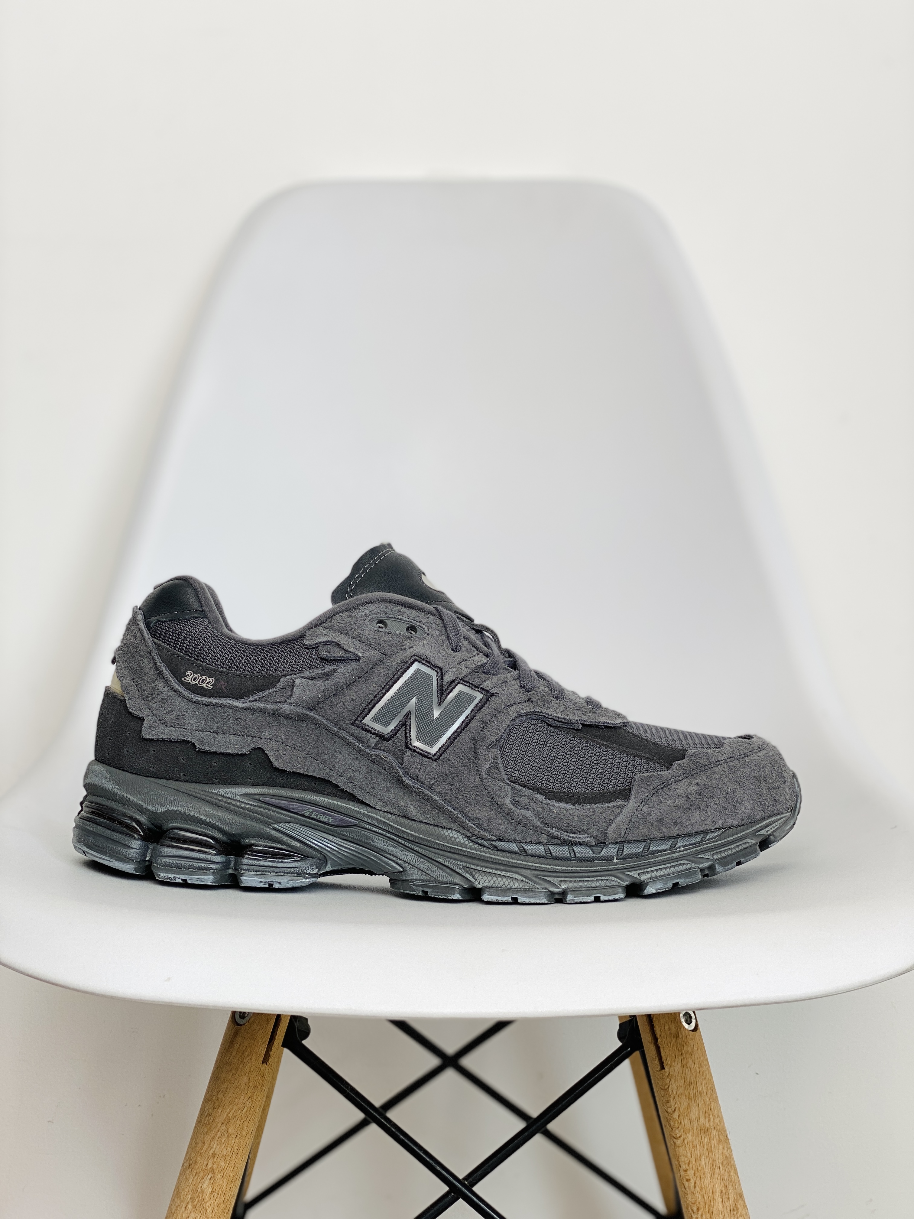 新版 New Balance 2002R Reflned Future 幻影黑  低筒 跑步鞋 运动鞋 休闲鞋 男鞋 女鞋 M2002RDB