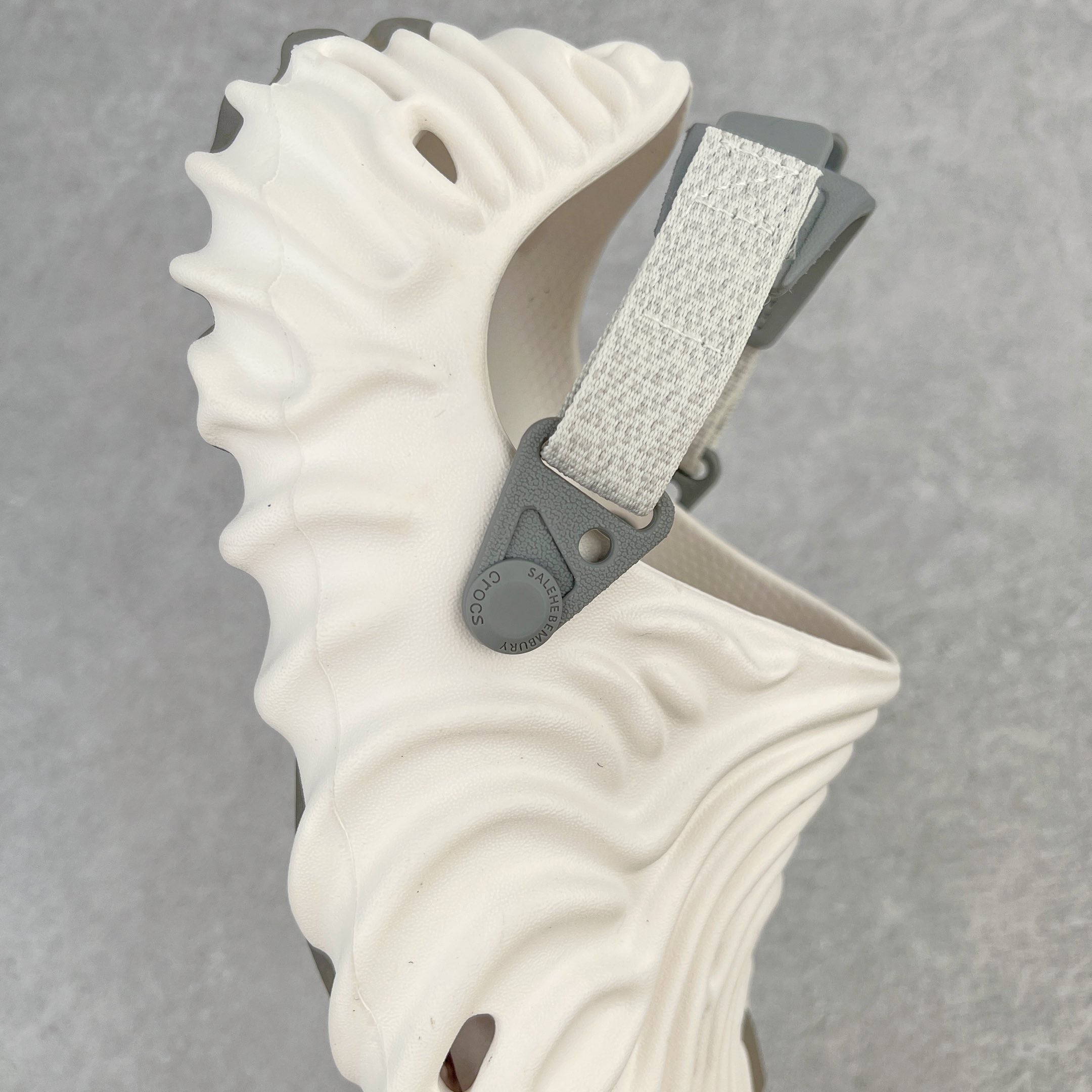 Salehe Bembury Crocs Pollex Clog Stratus 云雾白 室内外 拖鞋 沙滩鞋  男女同款 207393-309