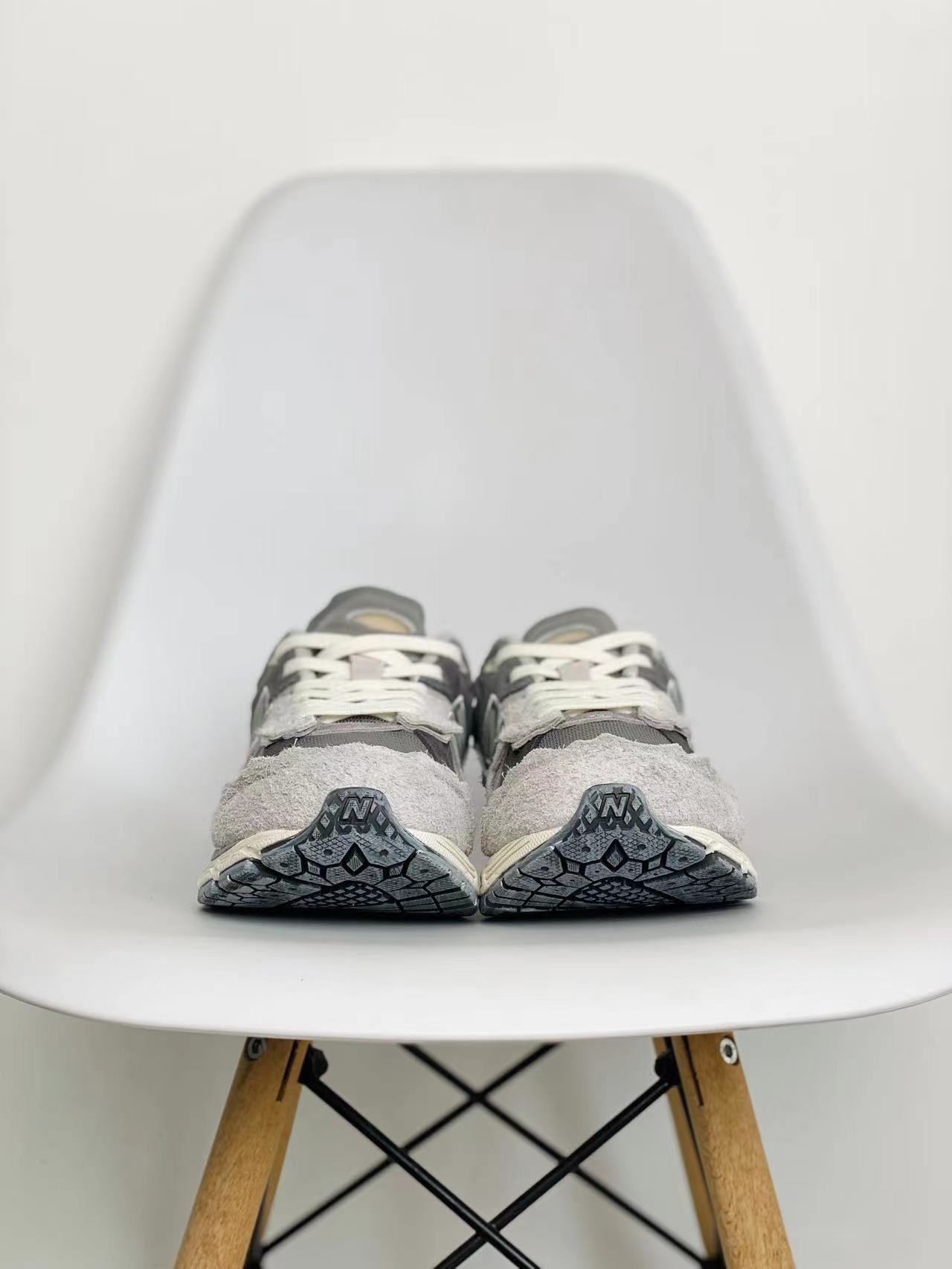 新版 New Balance 2002R Protection Pack 云雨灰 低筒 跑步鞋 运动鞋 休闲鞋 男鞋 女鞋 M2002RDA