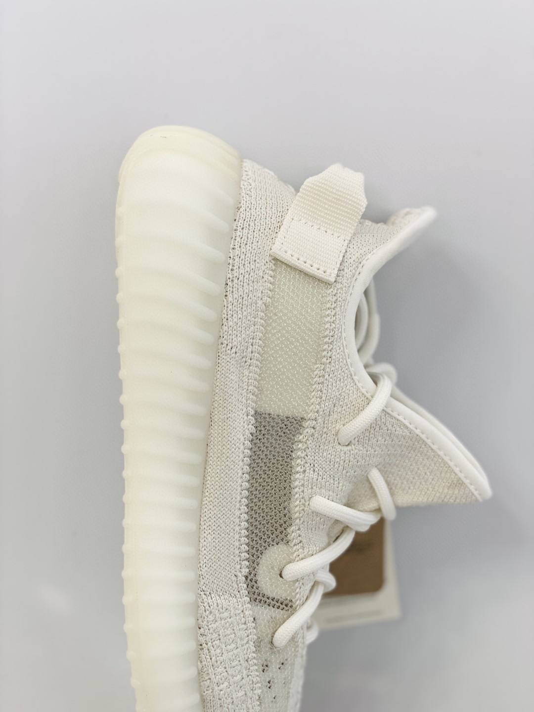 adidas originals Yeezy Boost 350 V2 Bone 白色 白冰淇淋 2.0 低筒 休闲鞋 运动鞋 男鞋 女鞋 HQ6316