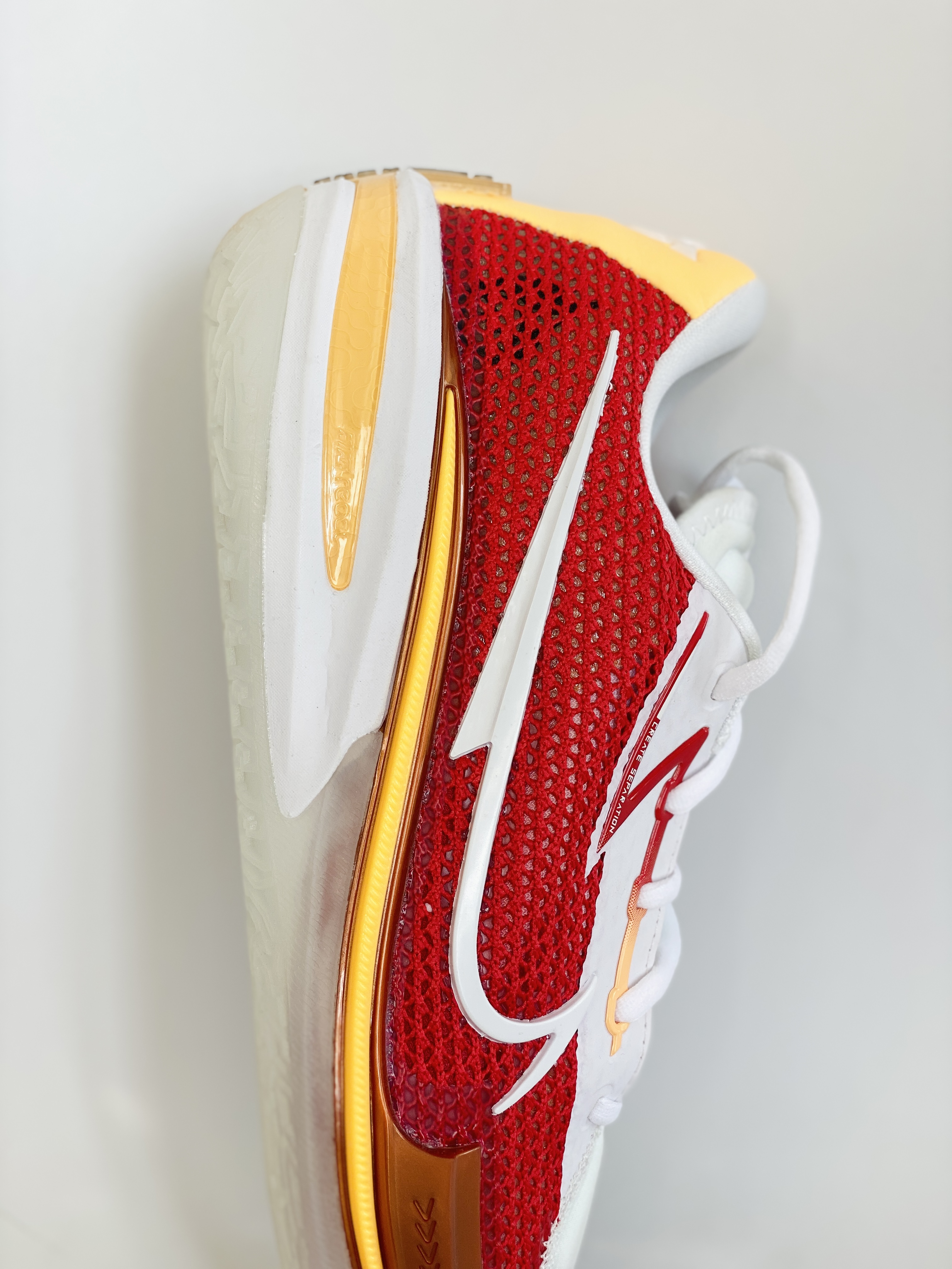 外贸 GT Cut 白红 低筒 篮球鞋 球鞋 实战鞋 全掌气垫 TPU抗扭 男鞋 CZ0176-100