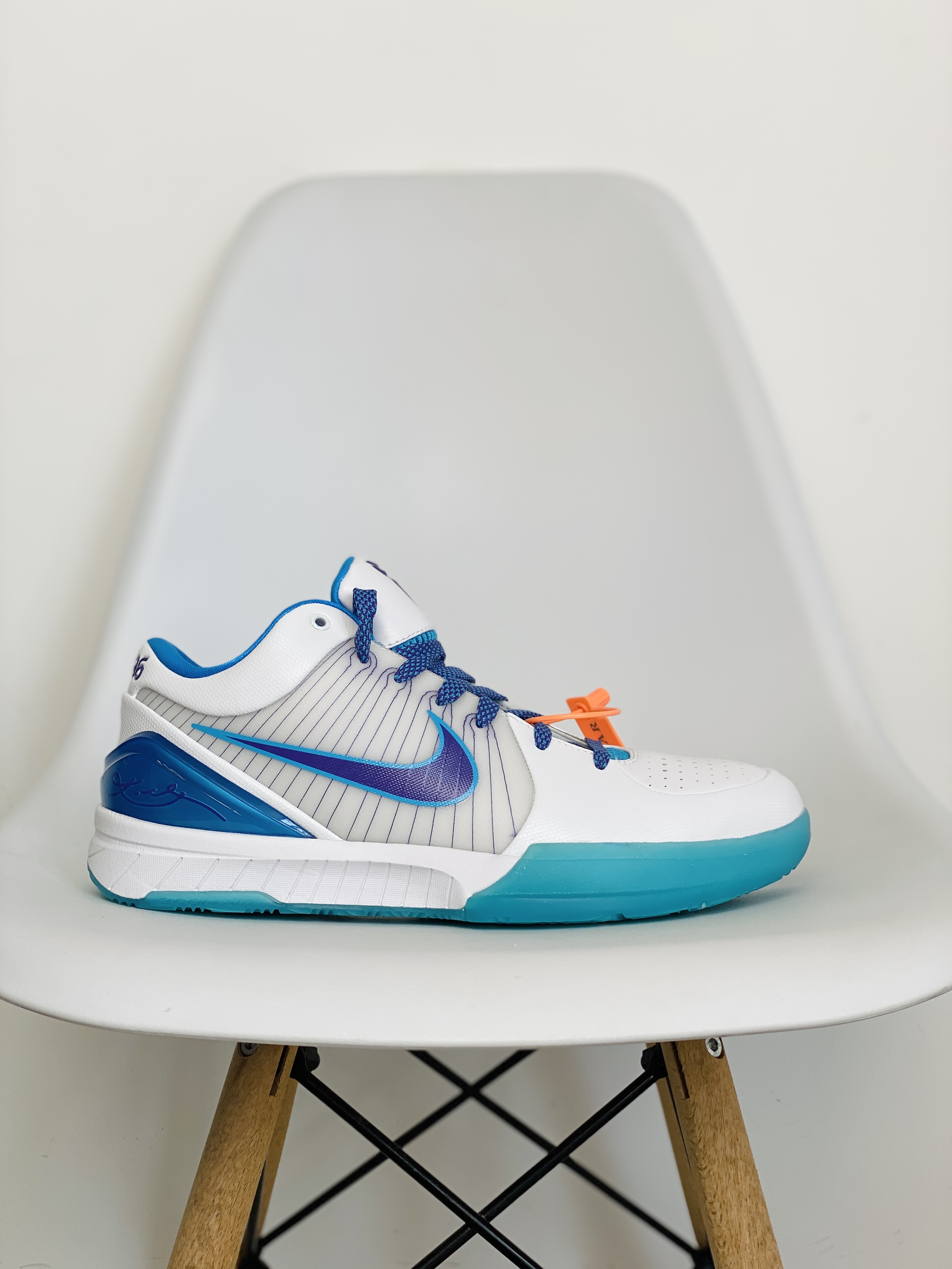 STAR KOBE4 Protro  Draft Day 選秀日 低筒  前後氣墊 科比 4  篮球鞋 实战鞋 球鞋 男鞋 AV6339-100