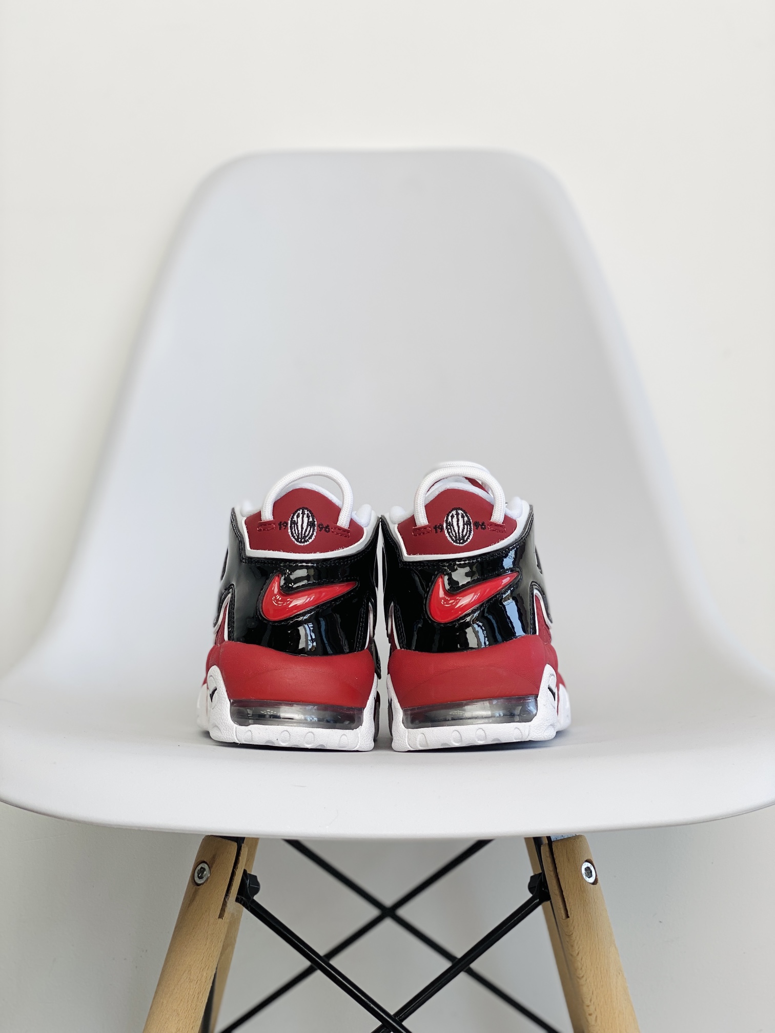 Air More Uptempo  黑紅  男鞋 女鞋 休闲鞋 板鞋 篮球鞋 921948-600