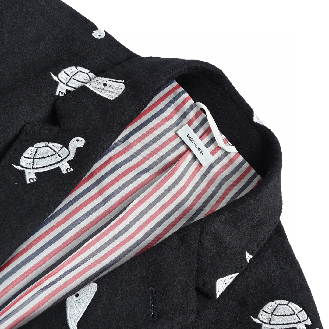Thom Browne 鲸鱼海龟羊绒西装外套 黑色 长袖 秋冬款 男女同款 