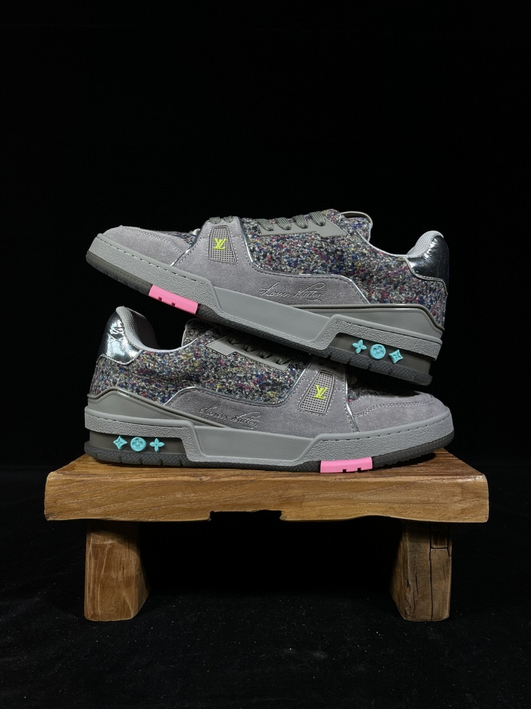 Louis Vuitton 路易威登 Trainer 深灰 低筒 休闲鞋 板鞋 运动鞋 男鞋 女鞋 1A998B