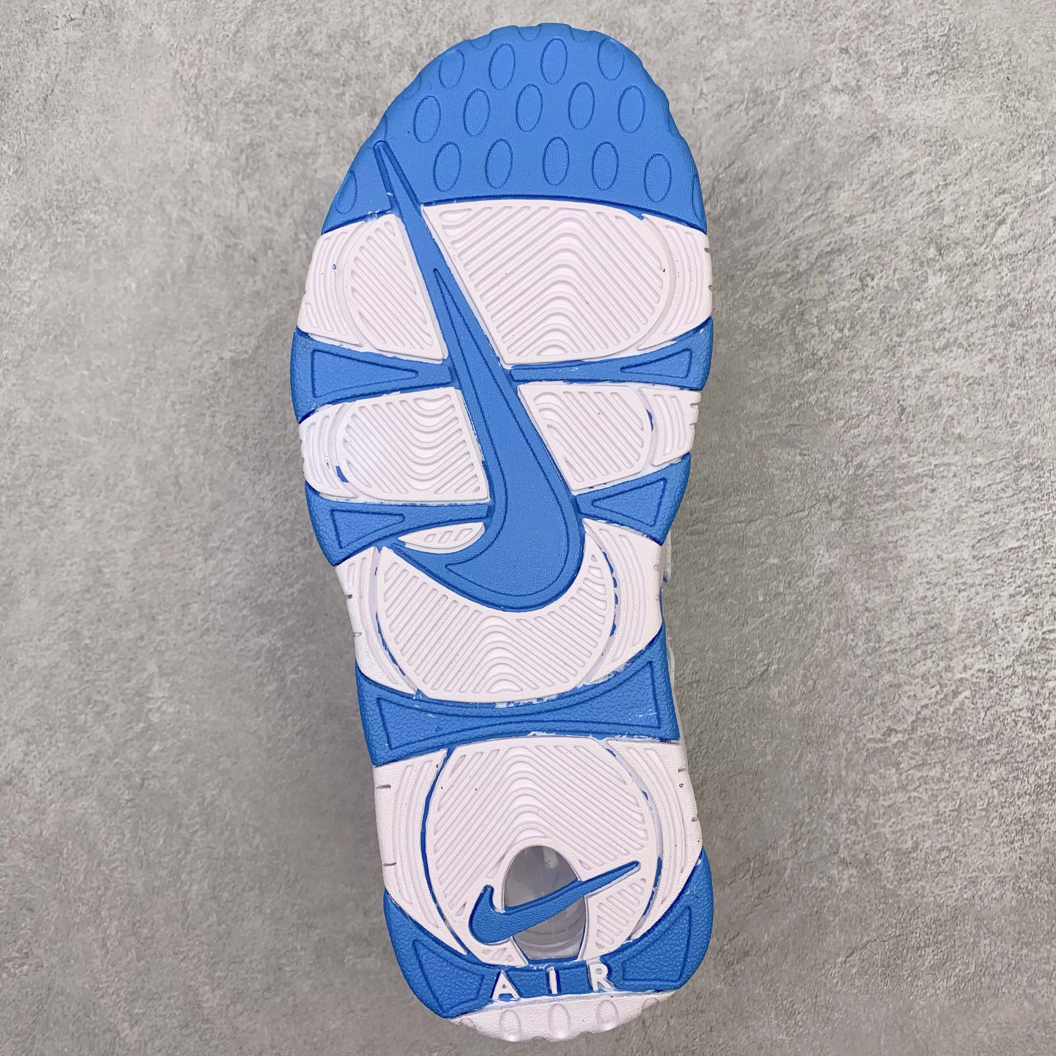 Air More Uptempo University Blue 大学蓝  男鞋 女鞋 休闲鞋 板鞋 篮球鞋   921948-401