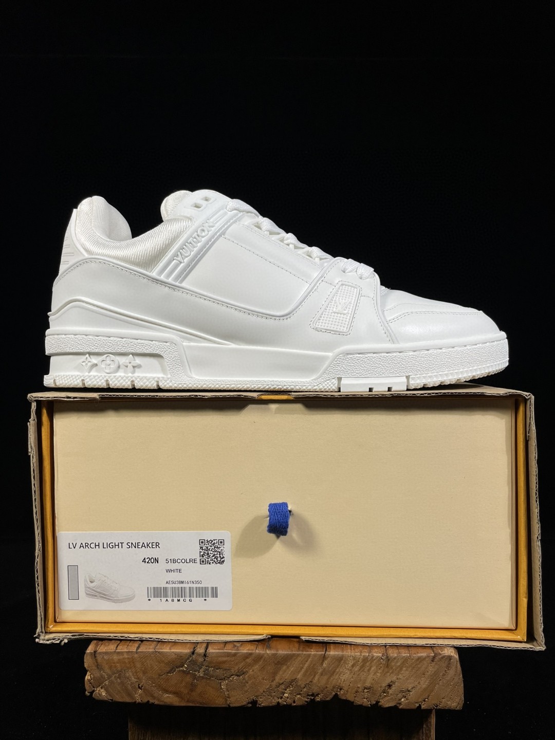 Louis Vuitton 路易威登 Trainer Sneaker 白色 低筒 休闲鞋 板鞋 男鞋 女鞋 1A9G4Z