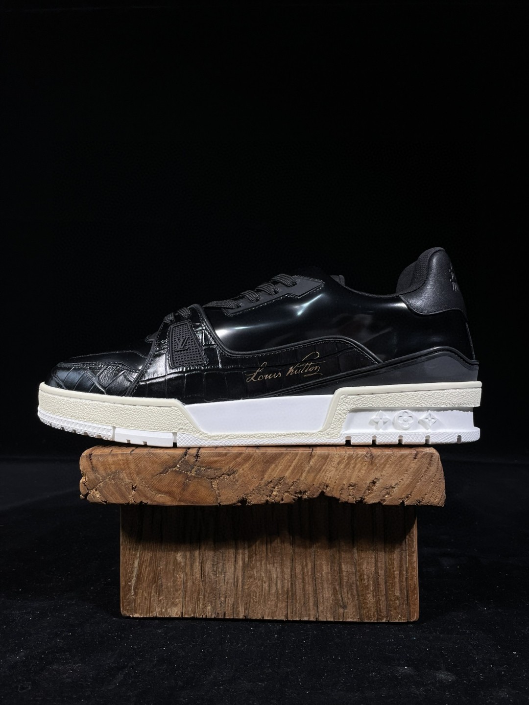 Louis Vuitton 路易威登 Trainer 黑色 低筒 休闲鞋 板鞋 运动鞋 男鞋 女鞋 